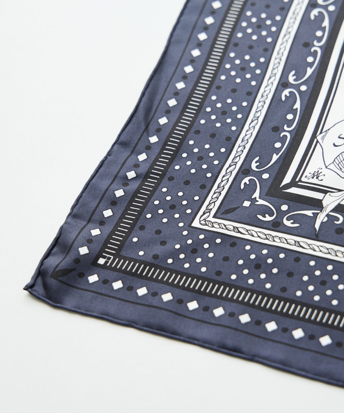 FAVORITE SUKINAMONO「シルクスカーフバルーンバンダナ《manipuri》」|ストール|