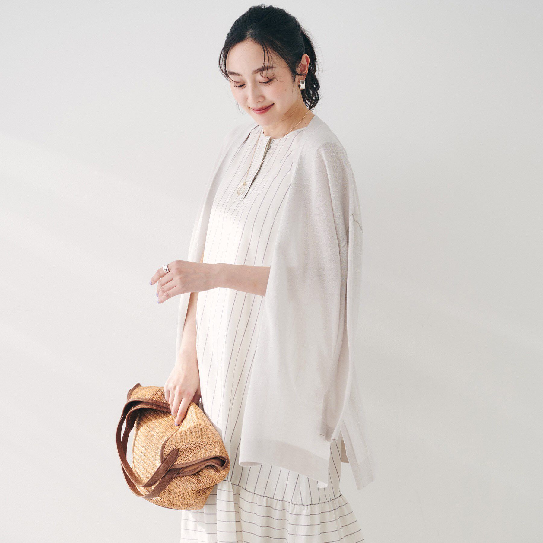 UNTITLED「【ゆったり/ロング】シアーカーディガン」|カーディガン|ベージュ(052)