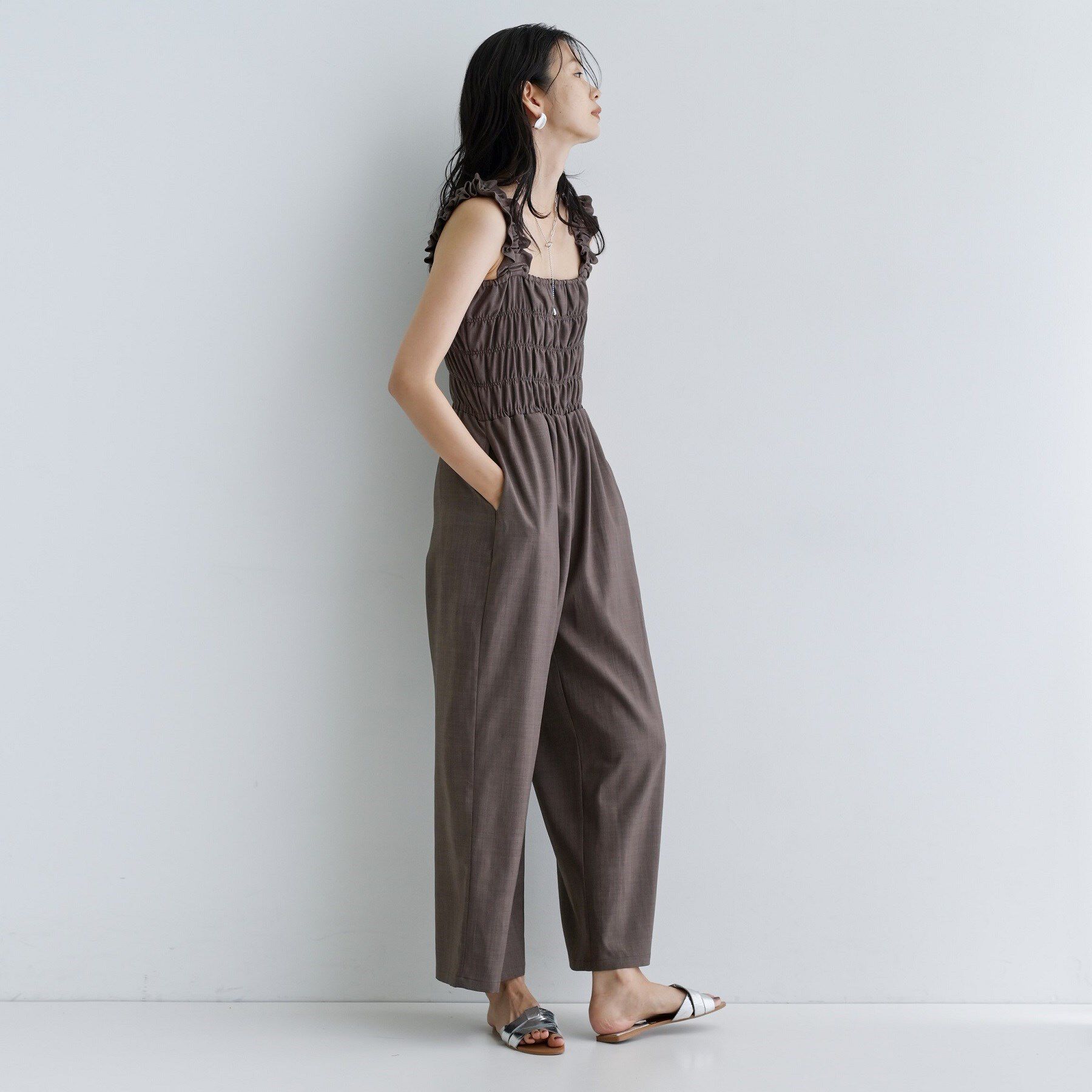 GALLEST「【一部店舗限定】ショルダーシャーリングサロペット」|オールインワン|