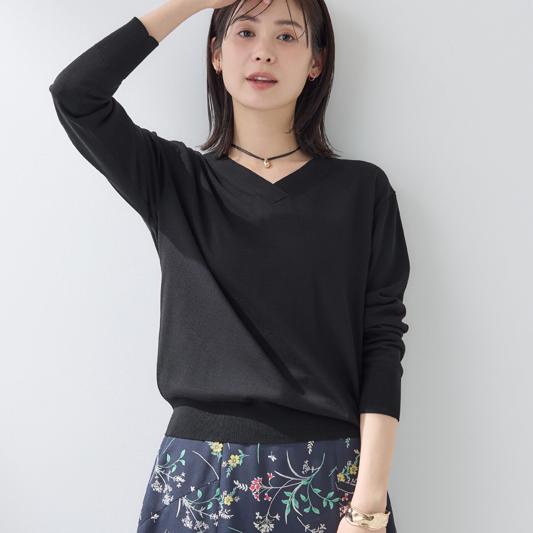INDIVI「【シルク混】きれいめVネックニット」|ニット・セーター|