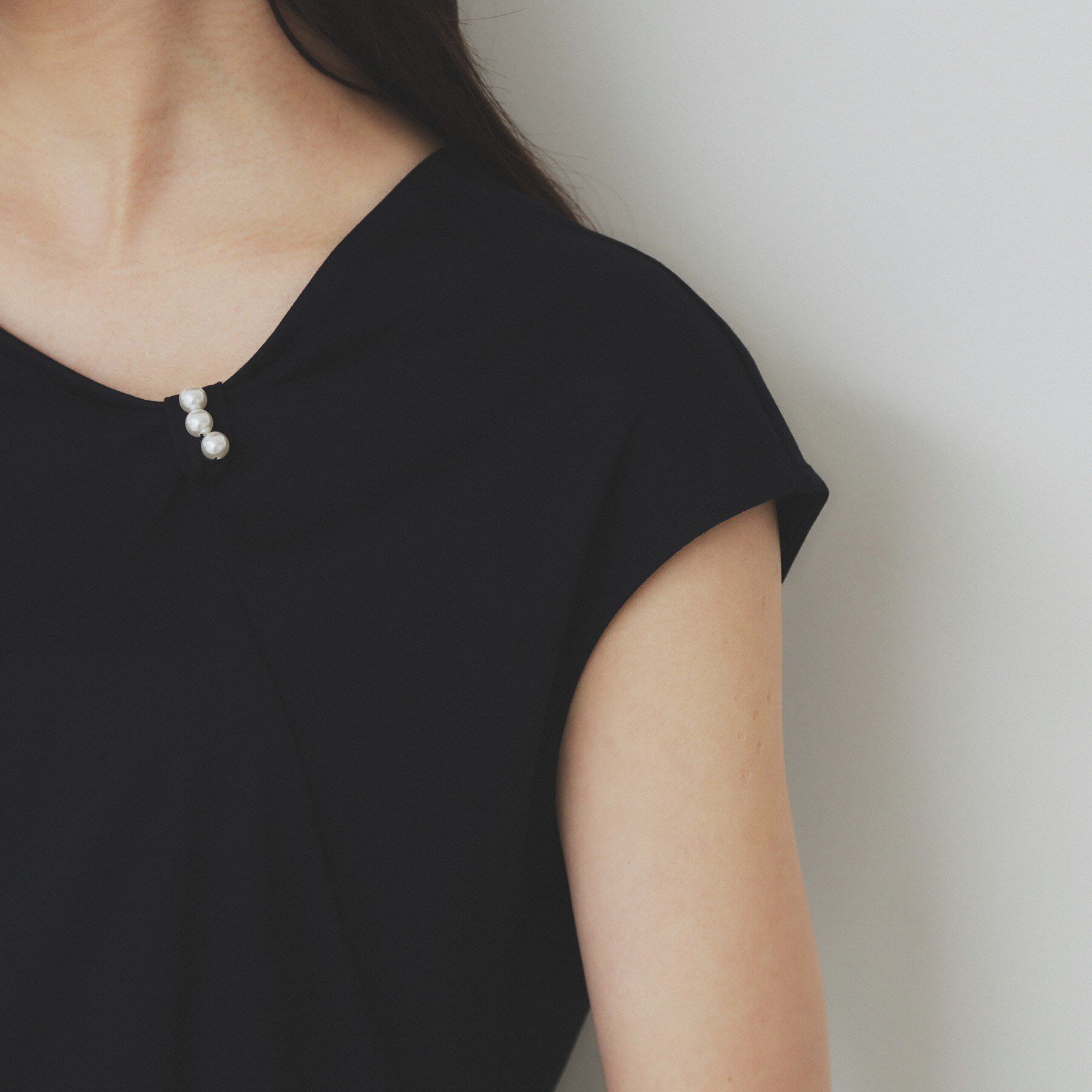 index「アシメリボンフレンチトップス【接触冷感/UVケア/洗濯機洗い可】」|Tシャツ・カットソー|