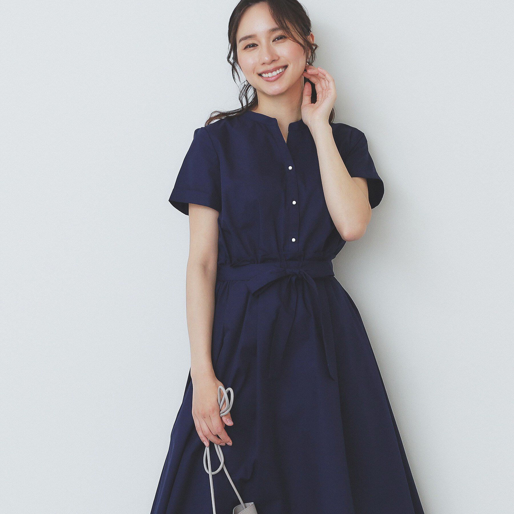 index「《andGIRL掲載》タックフレアワンピース【洗濯機洗い可/イージーアイロン】」|ワンピース|ネイビー(094)