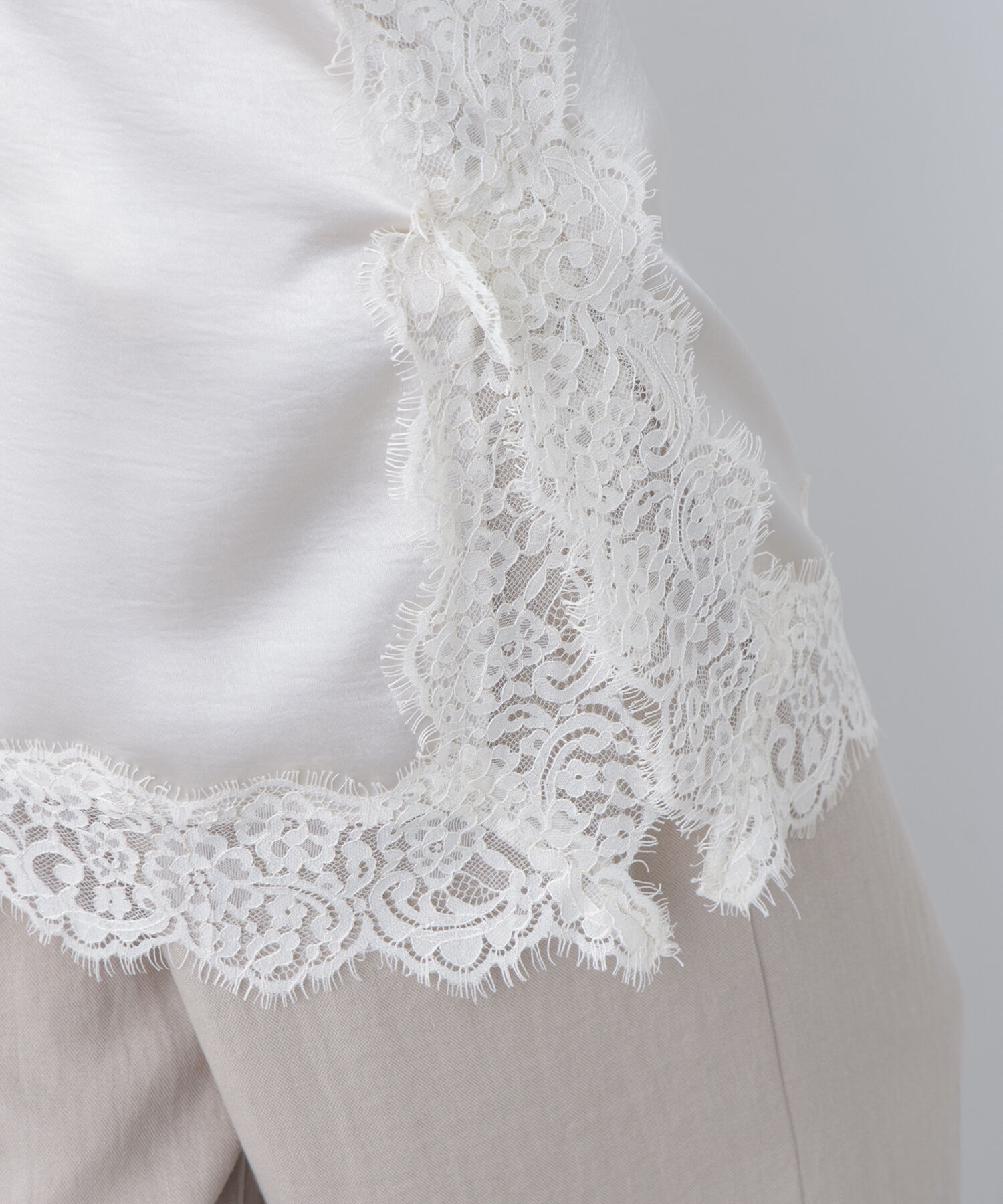  「〈N.〉サテンレースキャミソール」|シャツ・ブラウス|