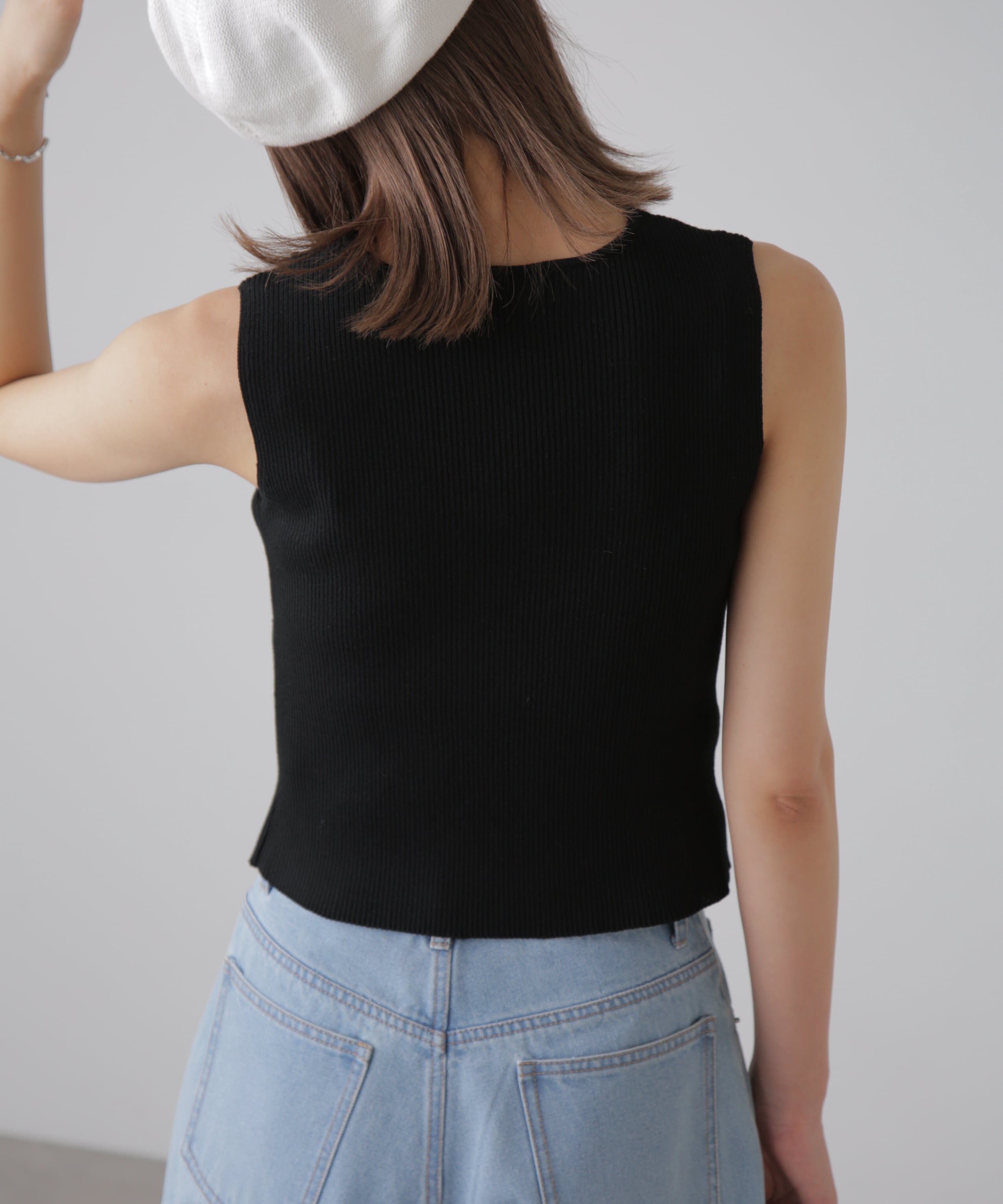  「フロントジップニットタンクトップ」|ニット・セーター|