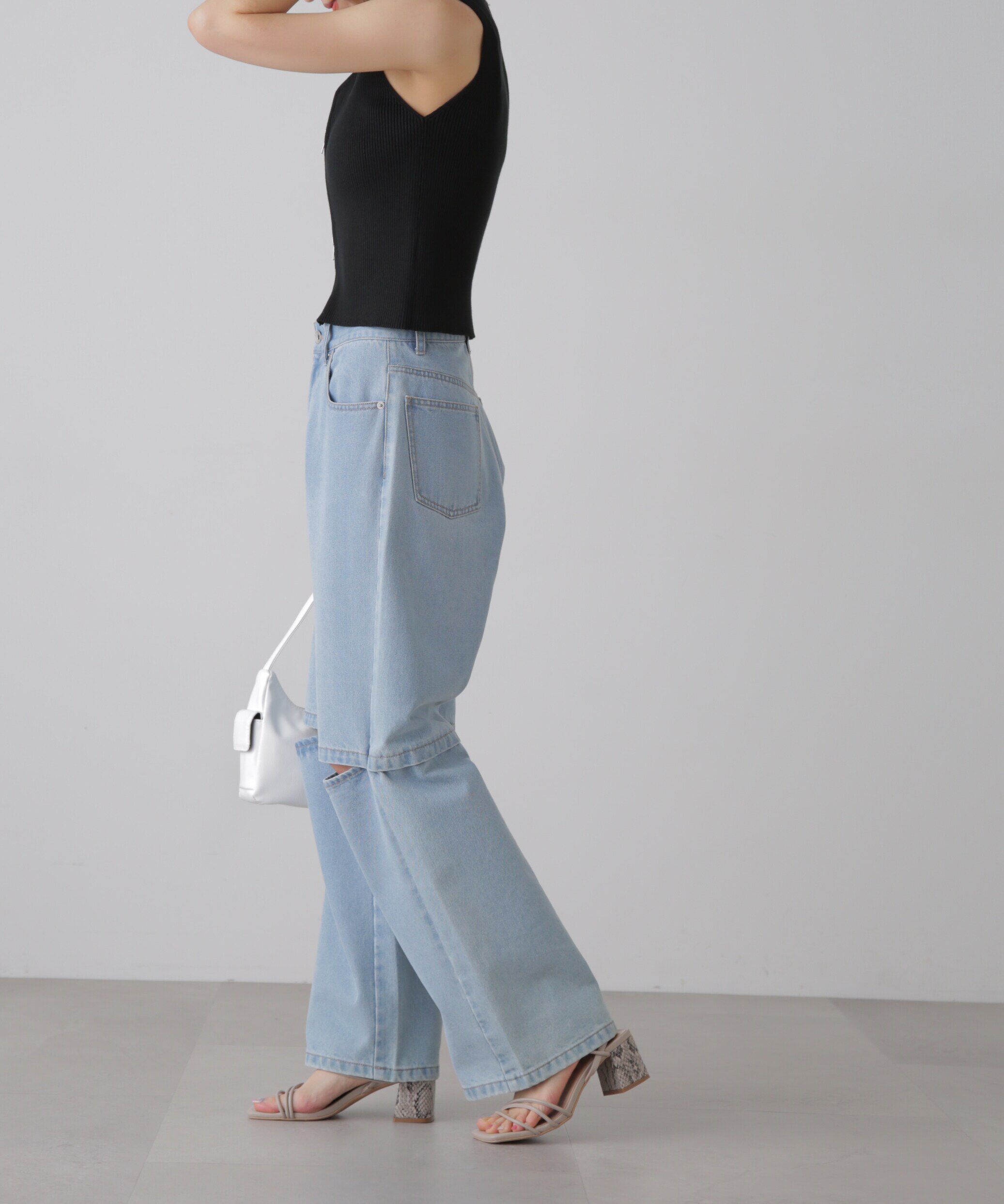  「フロントジップニットタンクトップ」|ニット・セーター|