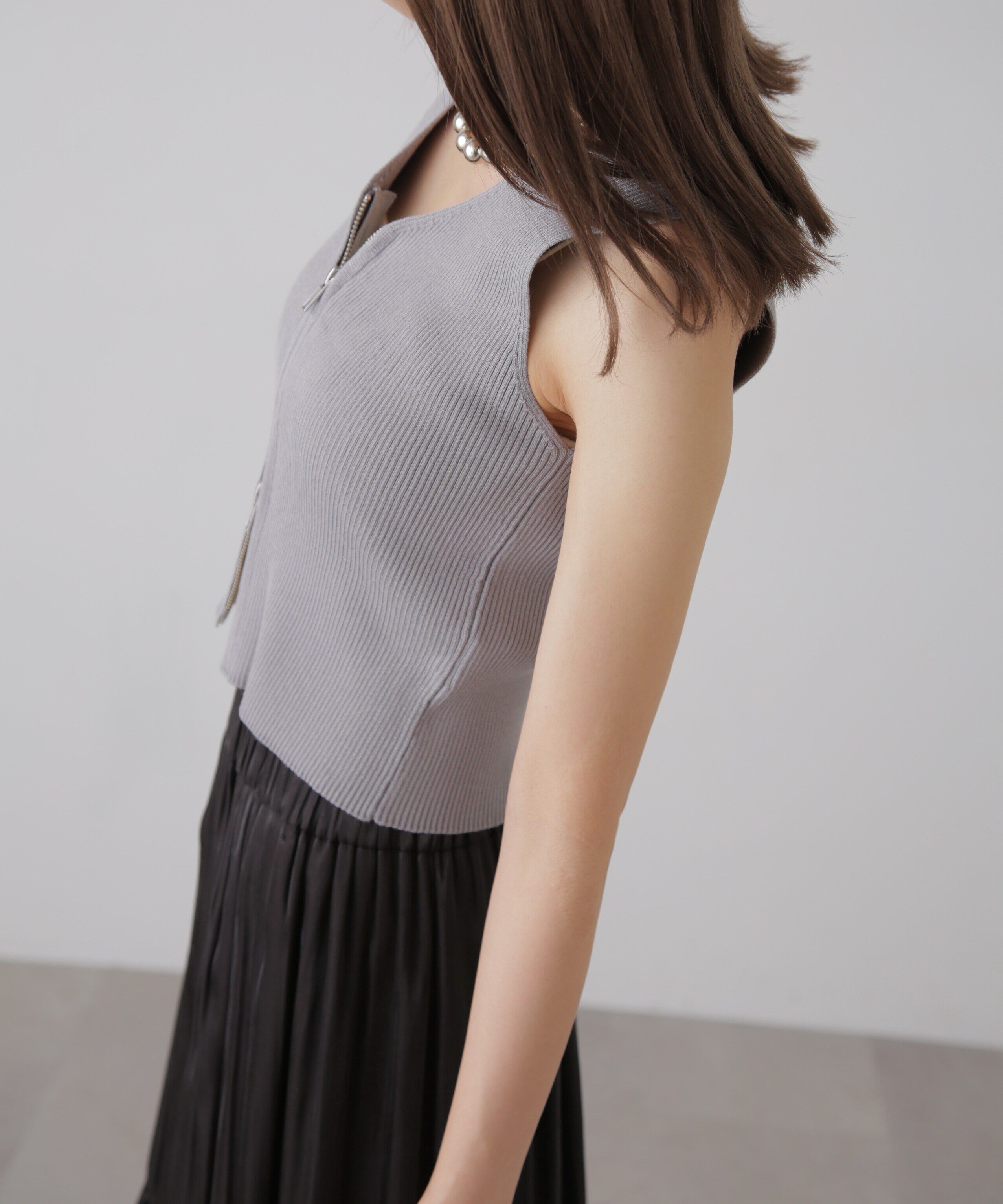  「フロントジップニットタンクトップ」|ニット・セーター|