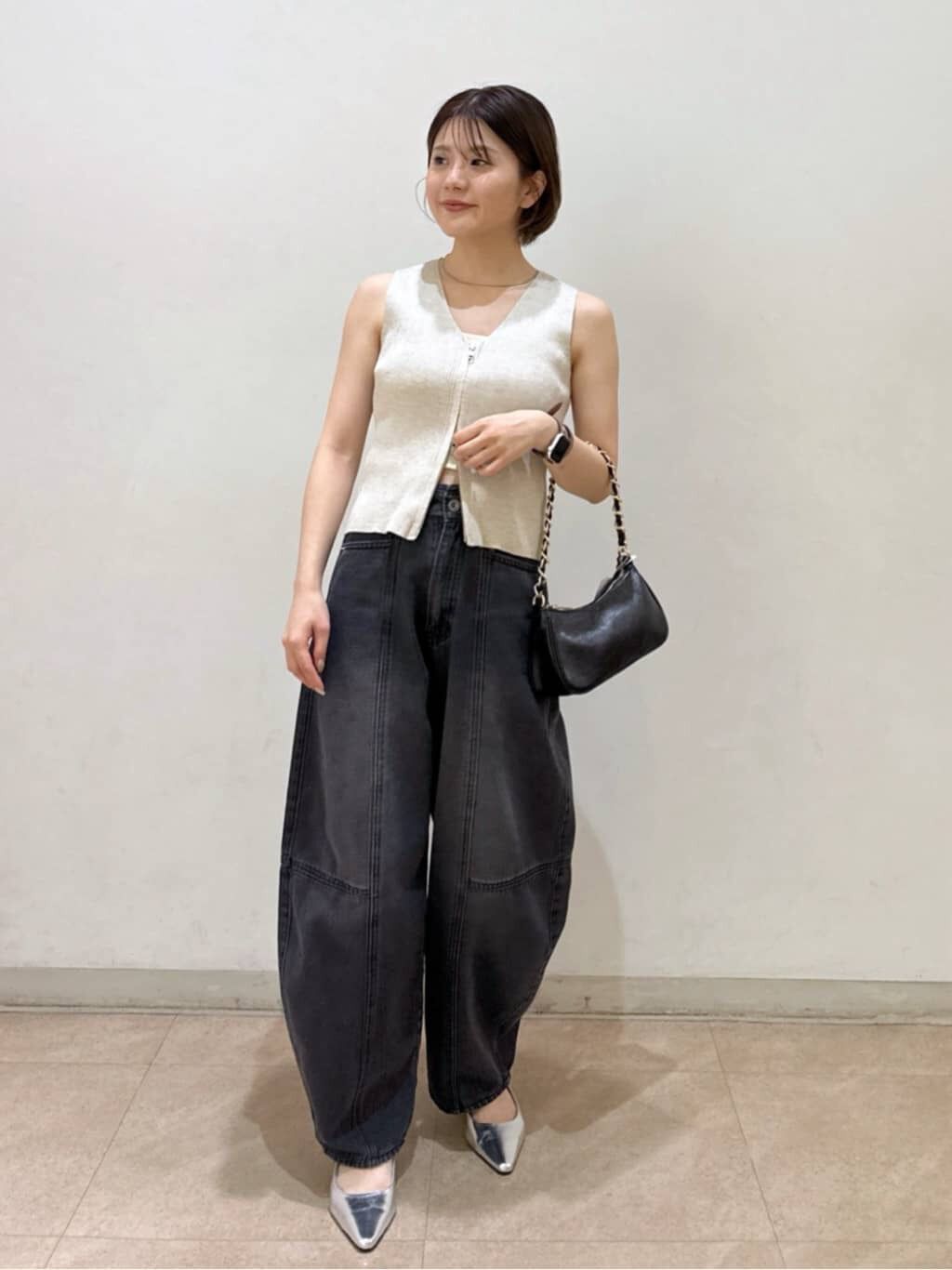  「フロントジップニットタンクトップ」|ニット・セーター|