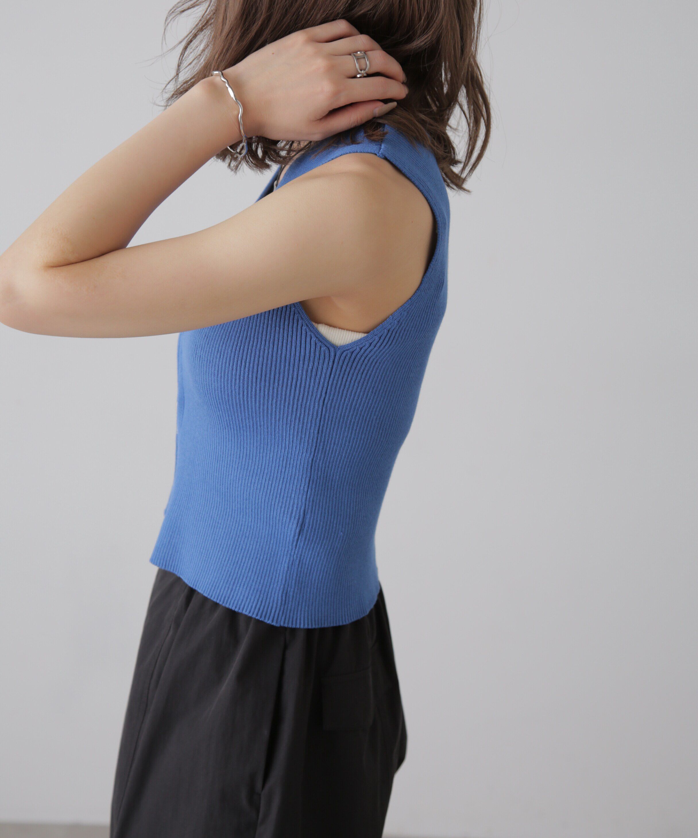  「フロントジップニットタンクトップ」|ニット・セーター|