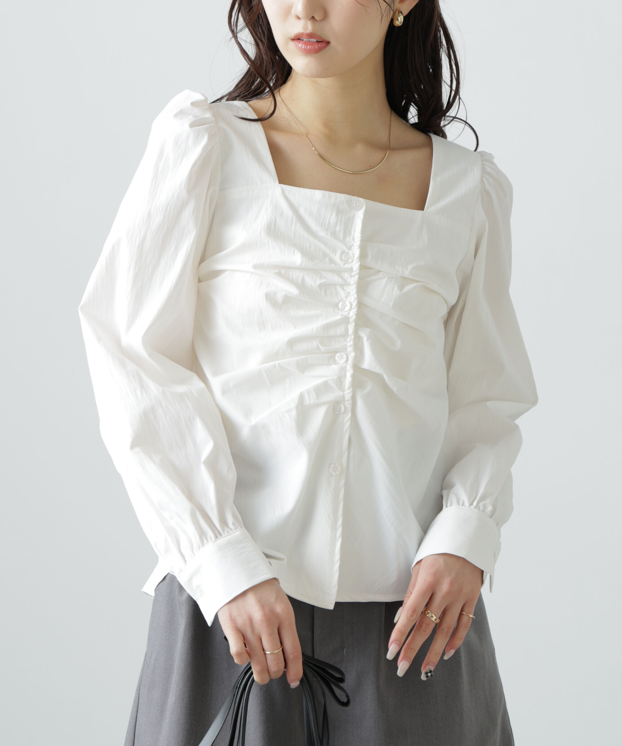  「フロントギャザースクエアネックブラウス」|シャツ・ブラウス|オフ