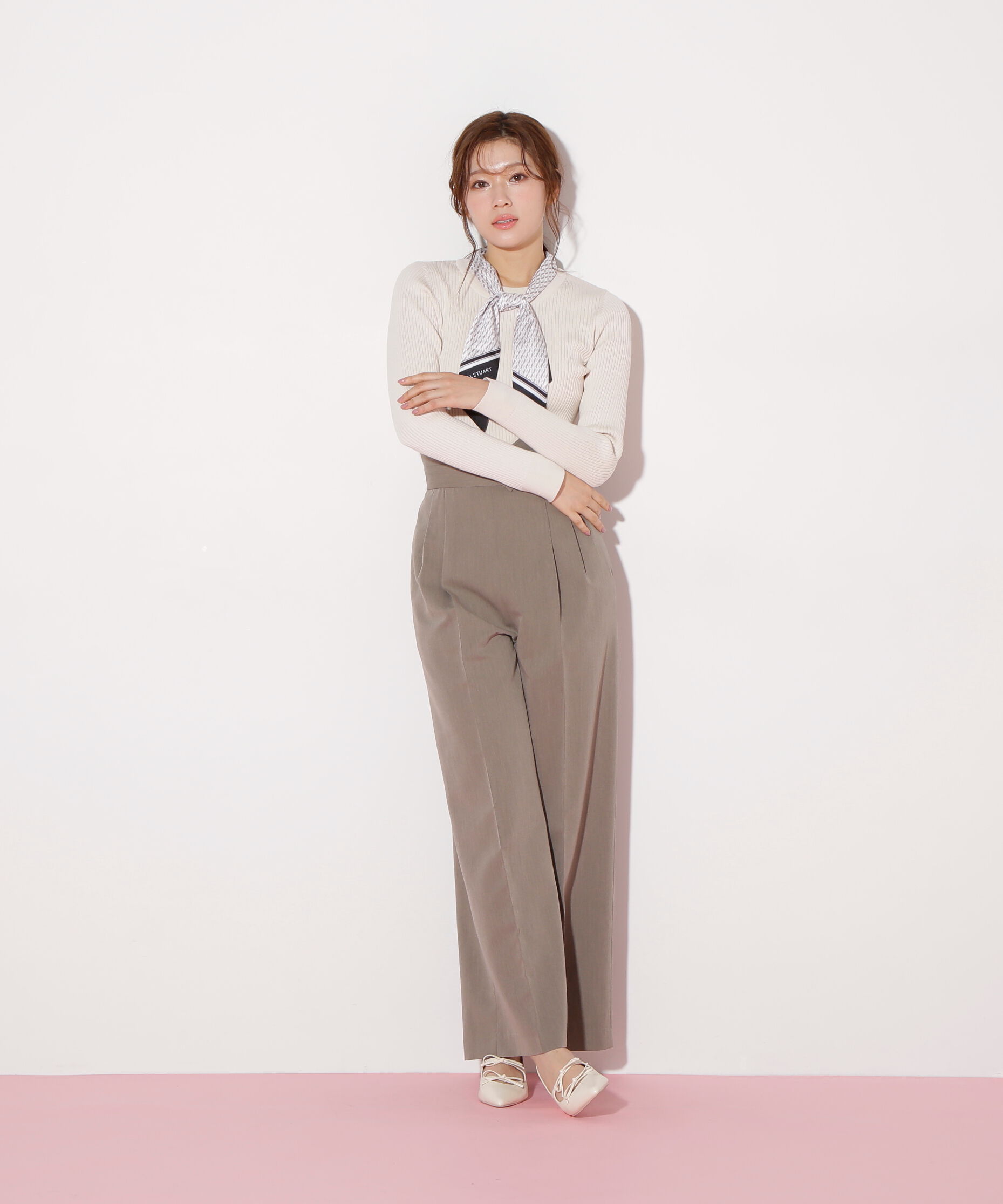  「幾何チェック柄スカーフ付きリブニット」|ニット・セーター|