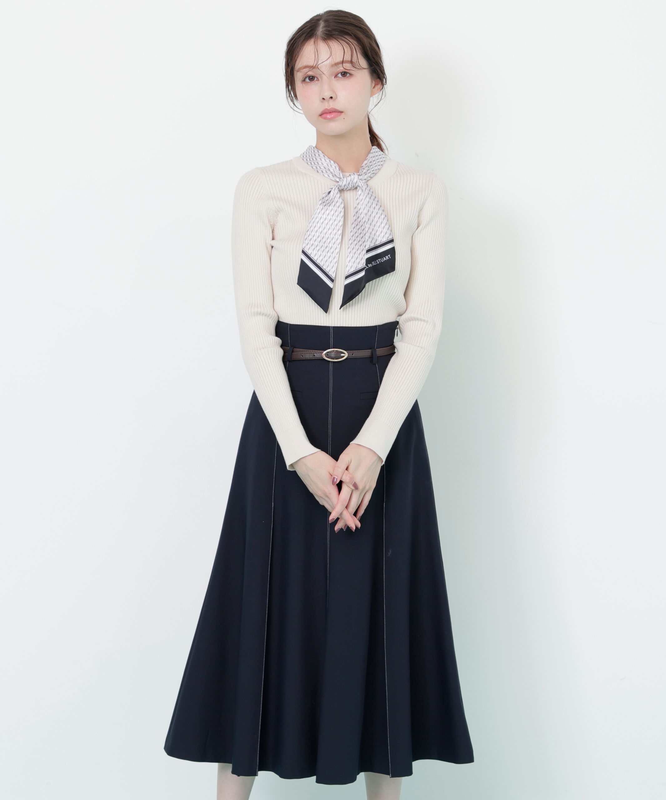  「幾何チェック柄スカーフ付きリブニット」|ニット・セーター|