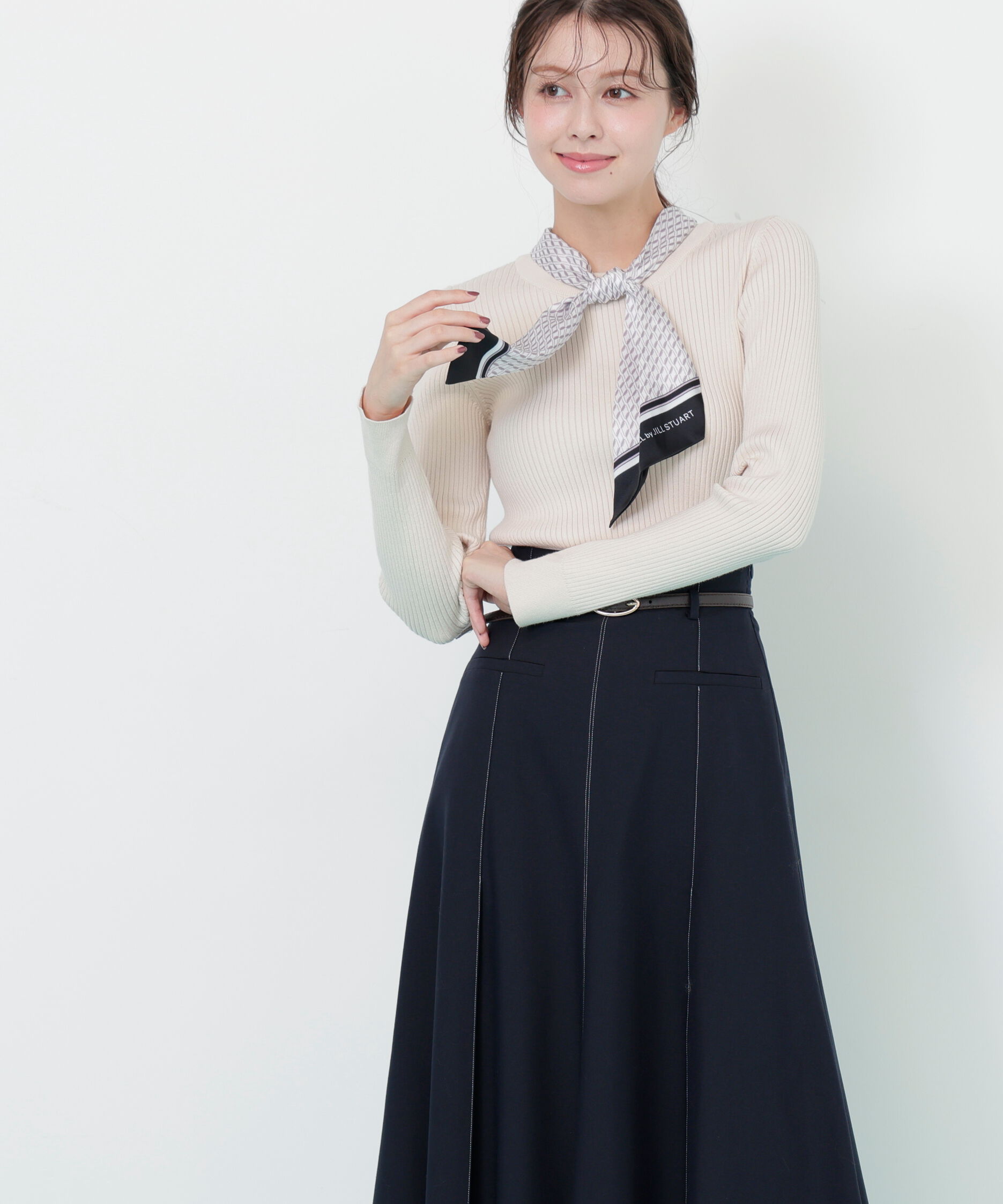  「幾何チェック柄スカーフ付きリブニット」|ニット・セーター|