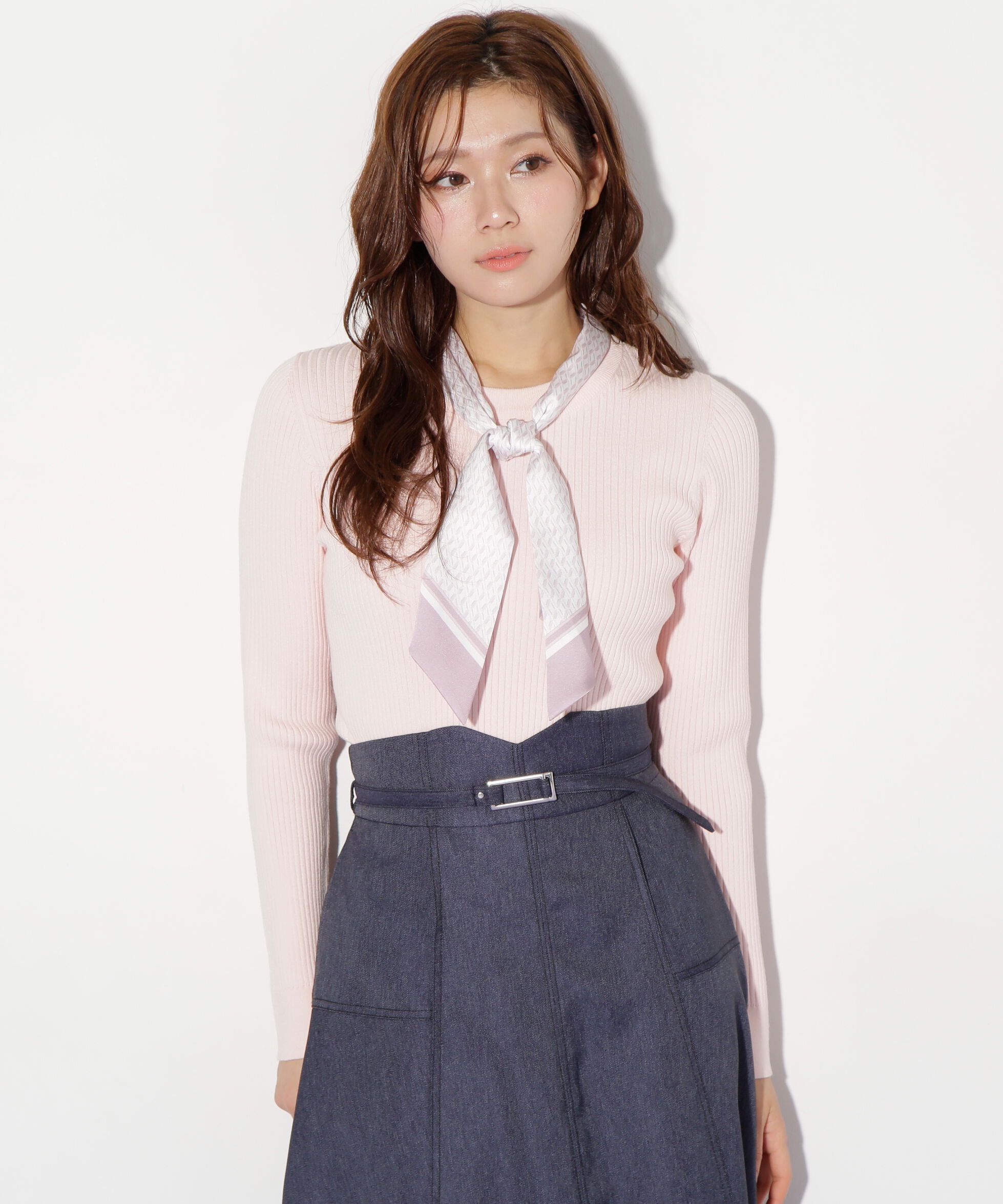  「幾何チェック柄スカーフ付きリブニット」|ニット・セーター|