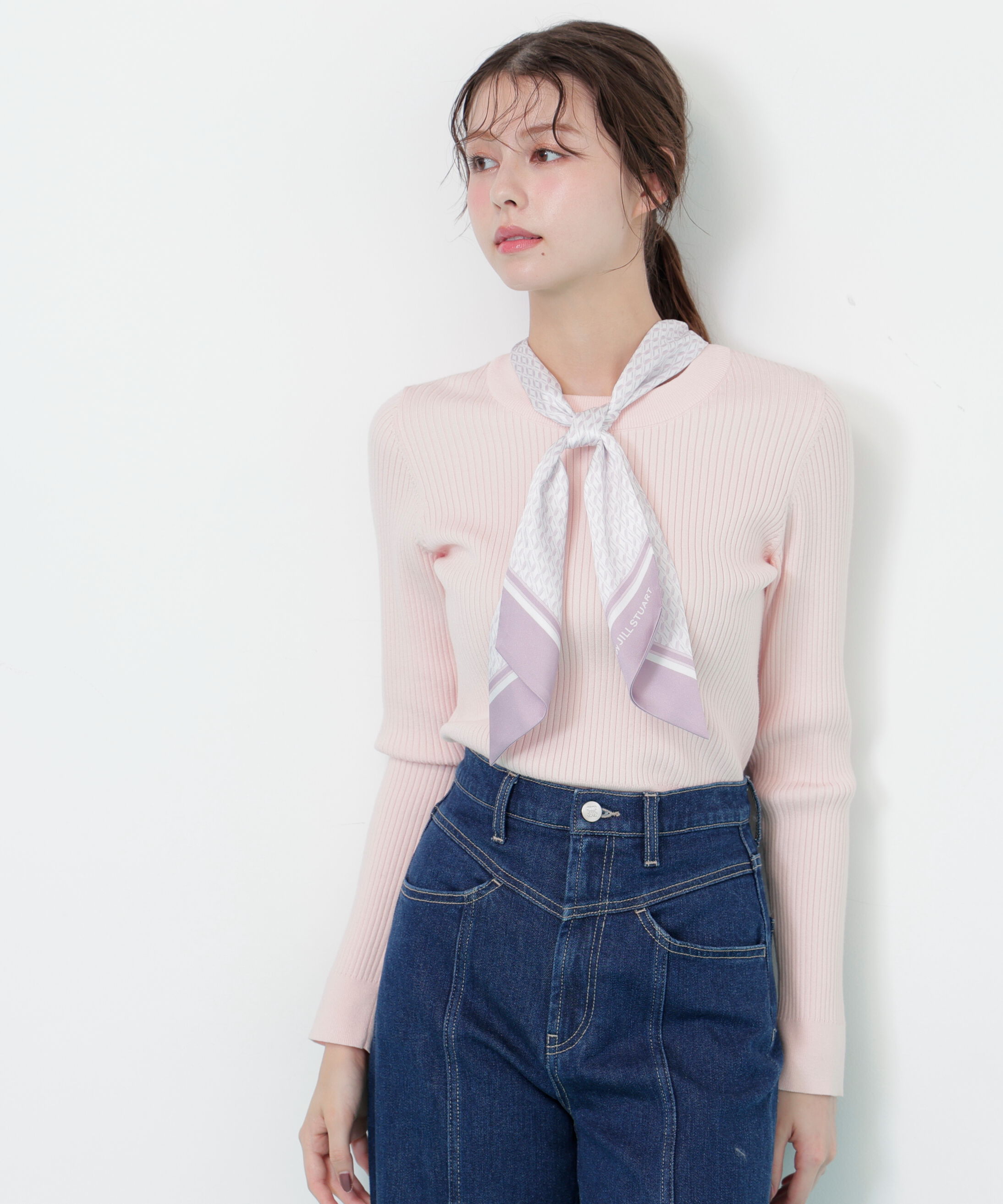  「幾何チェック柄スカーフ付きリブニット」|ニット・セーター|