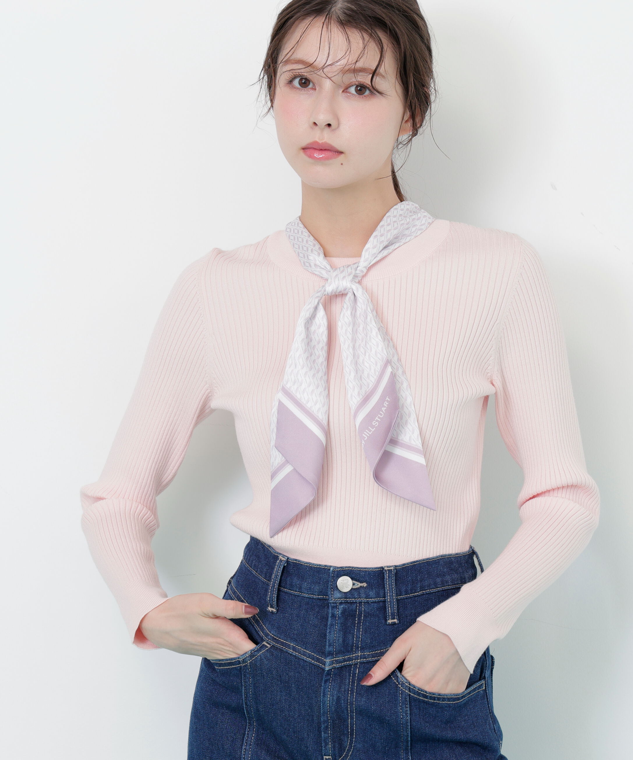  「幾何チェック柄スカーフ付きリブニット」|ニット・セーター|