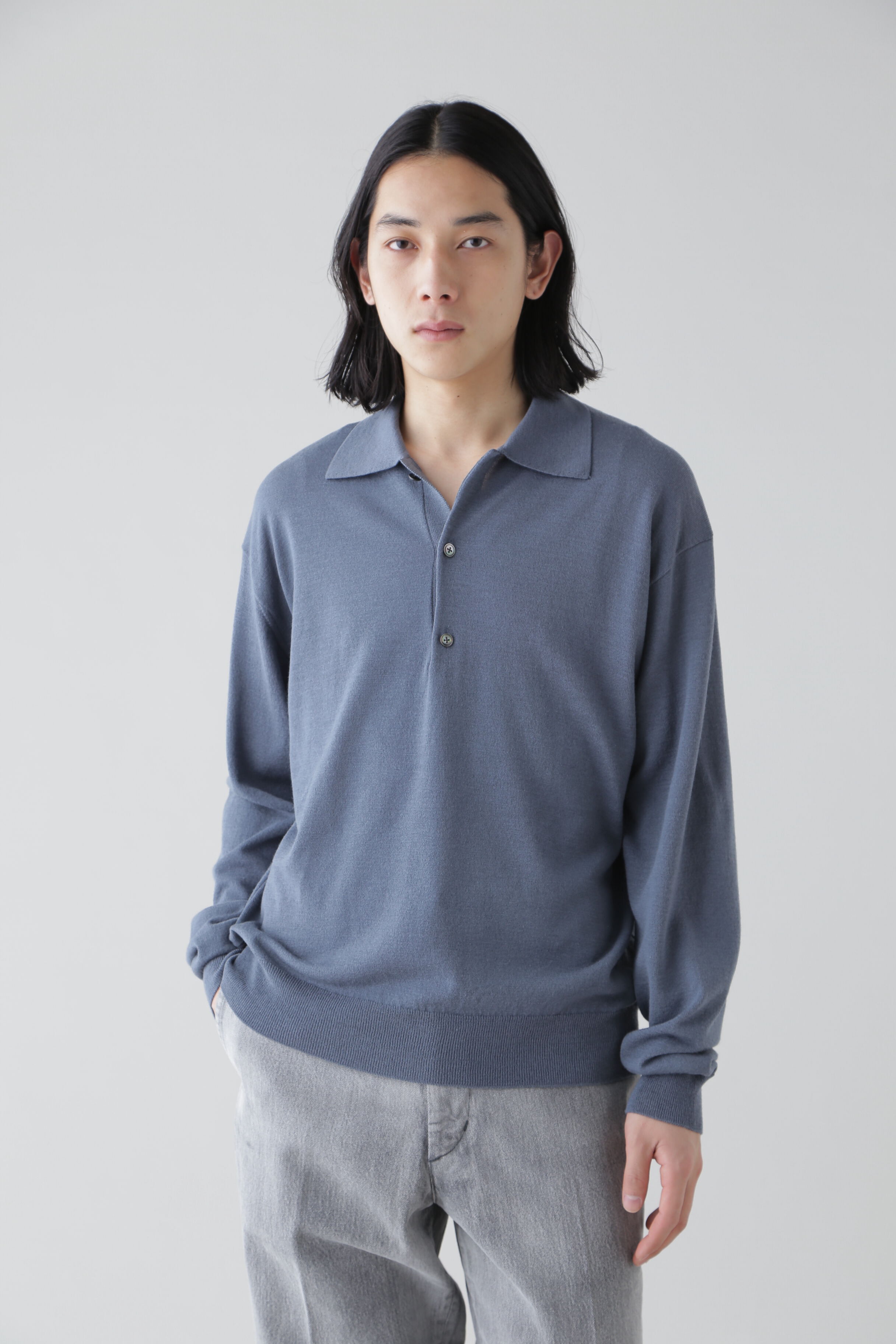 YLEVE 「YLEVE / HIGH TWIST FINE WOOL KN POLO」|ニット・セーター|ブルー