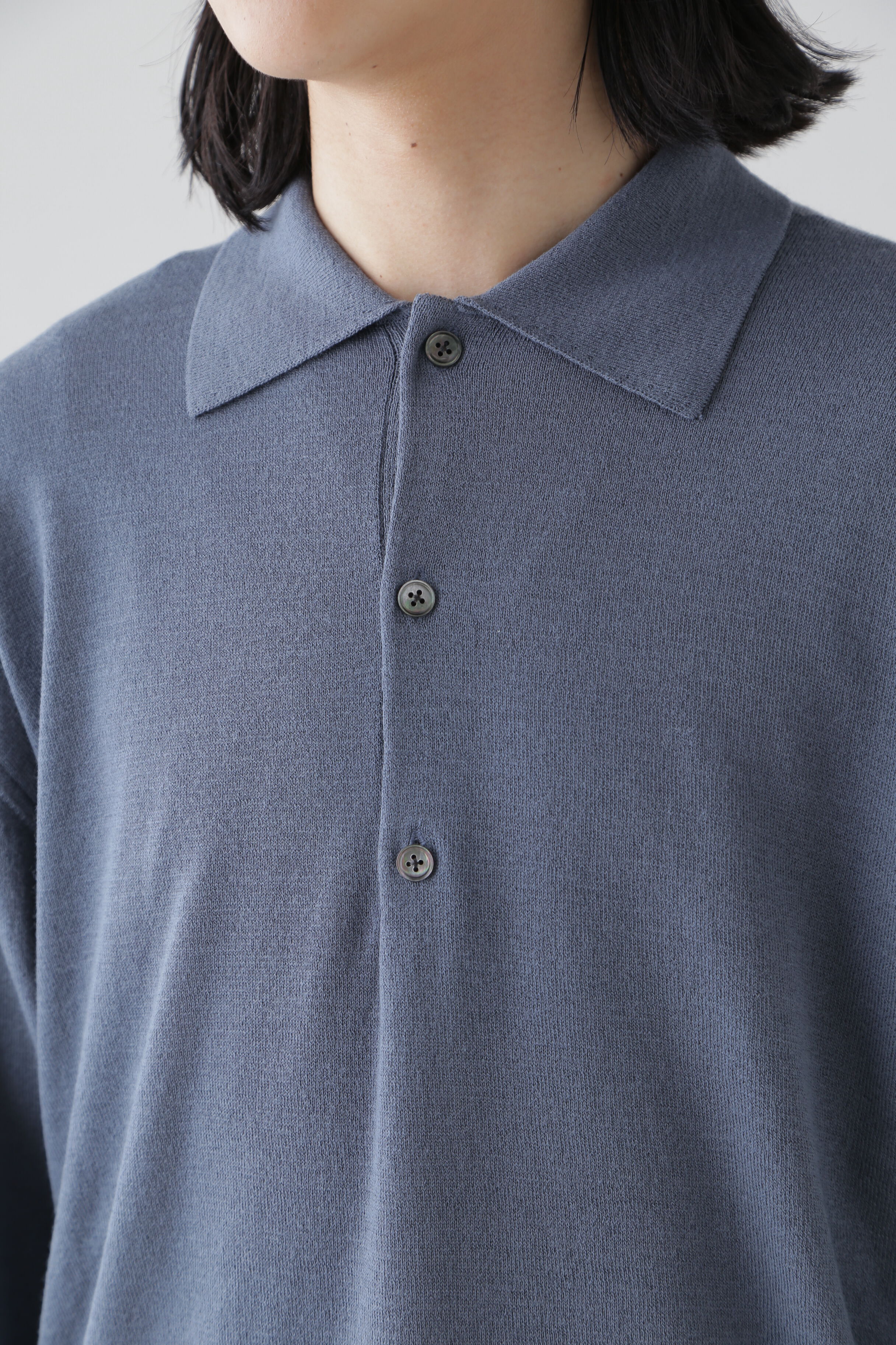 YLEVE 「YLEVE / HIGH TWIST FINE WOOL KN POLO」|ニット・セーター|