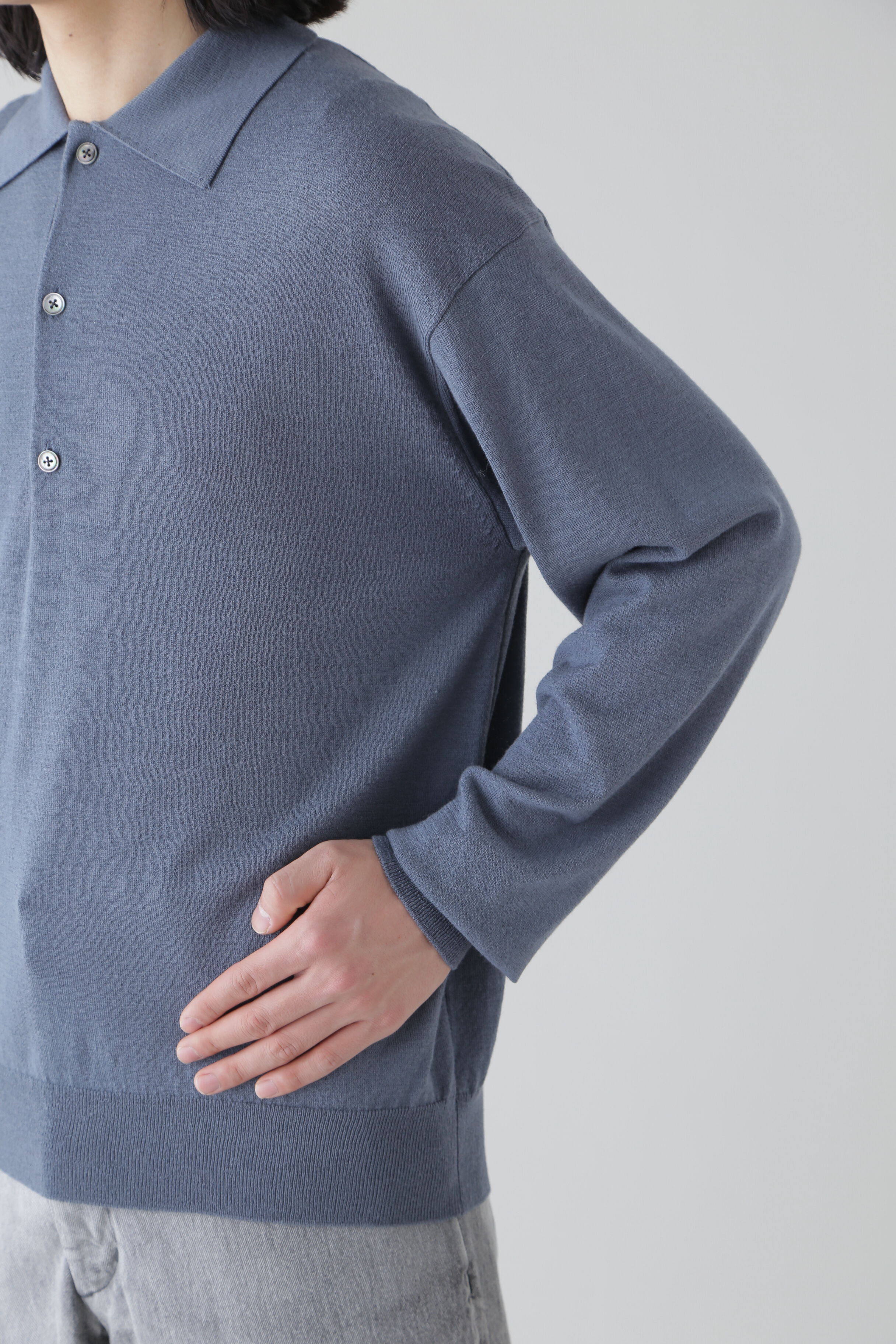 YLEVE 「YLEVE / HIGH TWIST FINE WOOL KN POLO」|ニット・セーター|