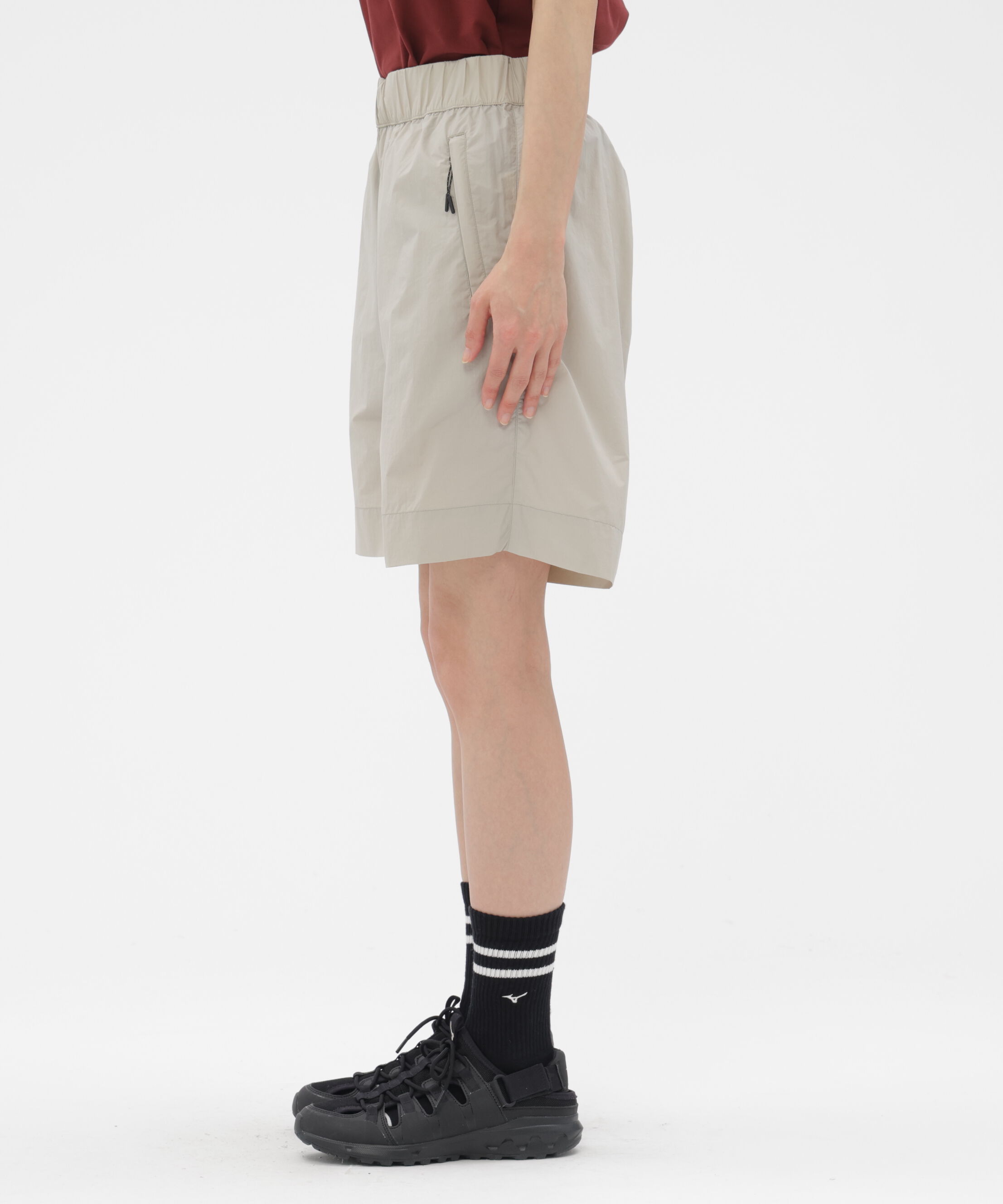  「WATER REPELLENT LIGHTWEIGHT NYLON POPLIN TROUSERS」|その他|