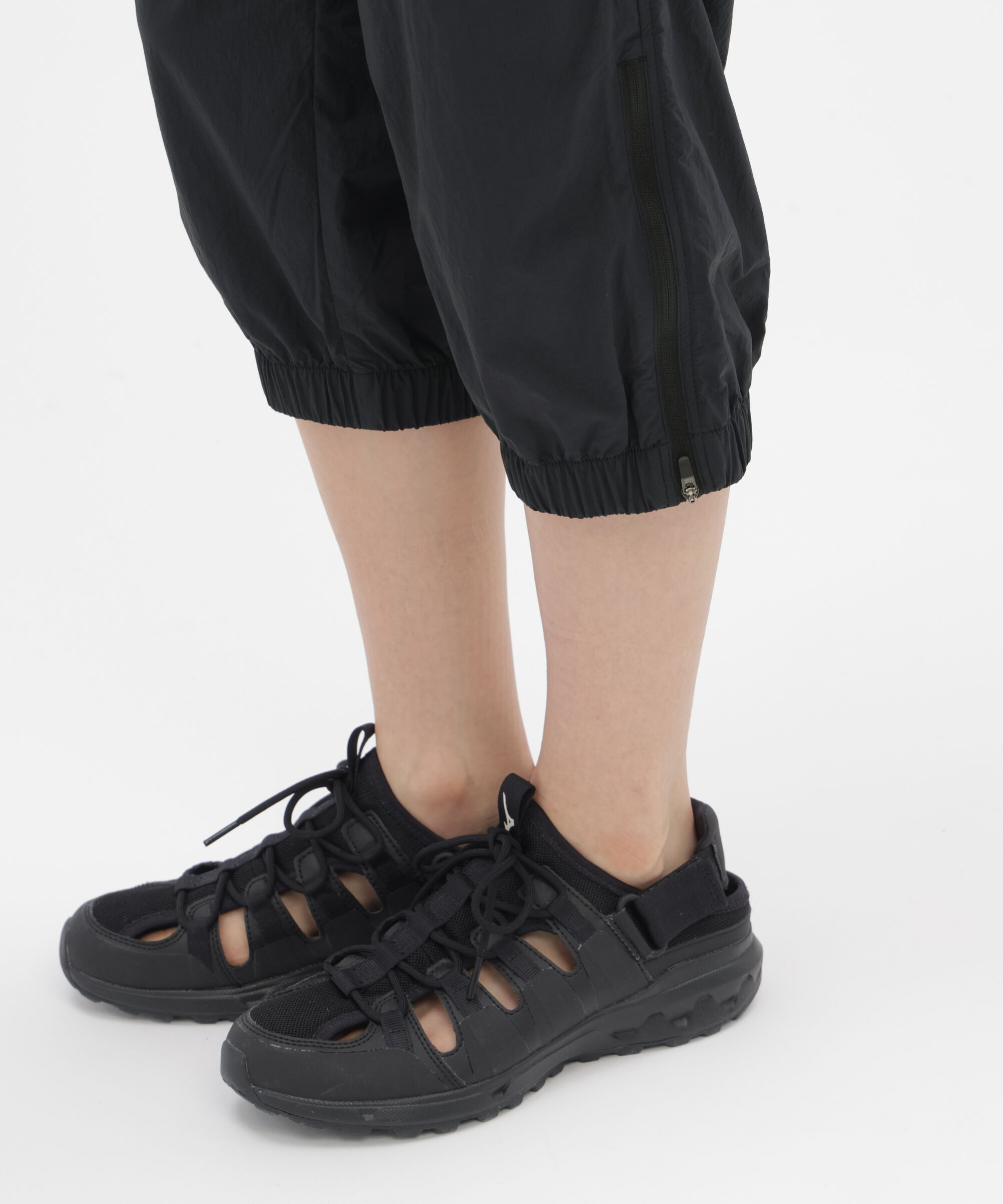  「RECYCLED LIGHTWEIGHT NYLON POPLIN TROUSERS」|その他|