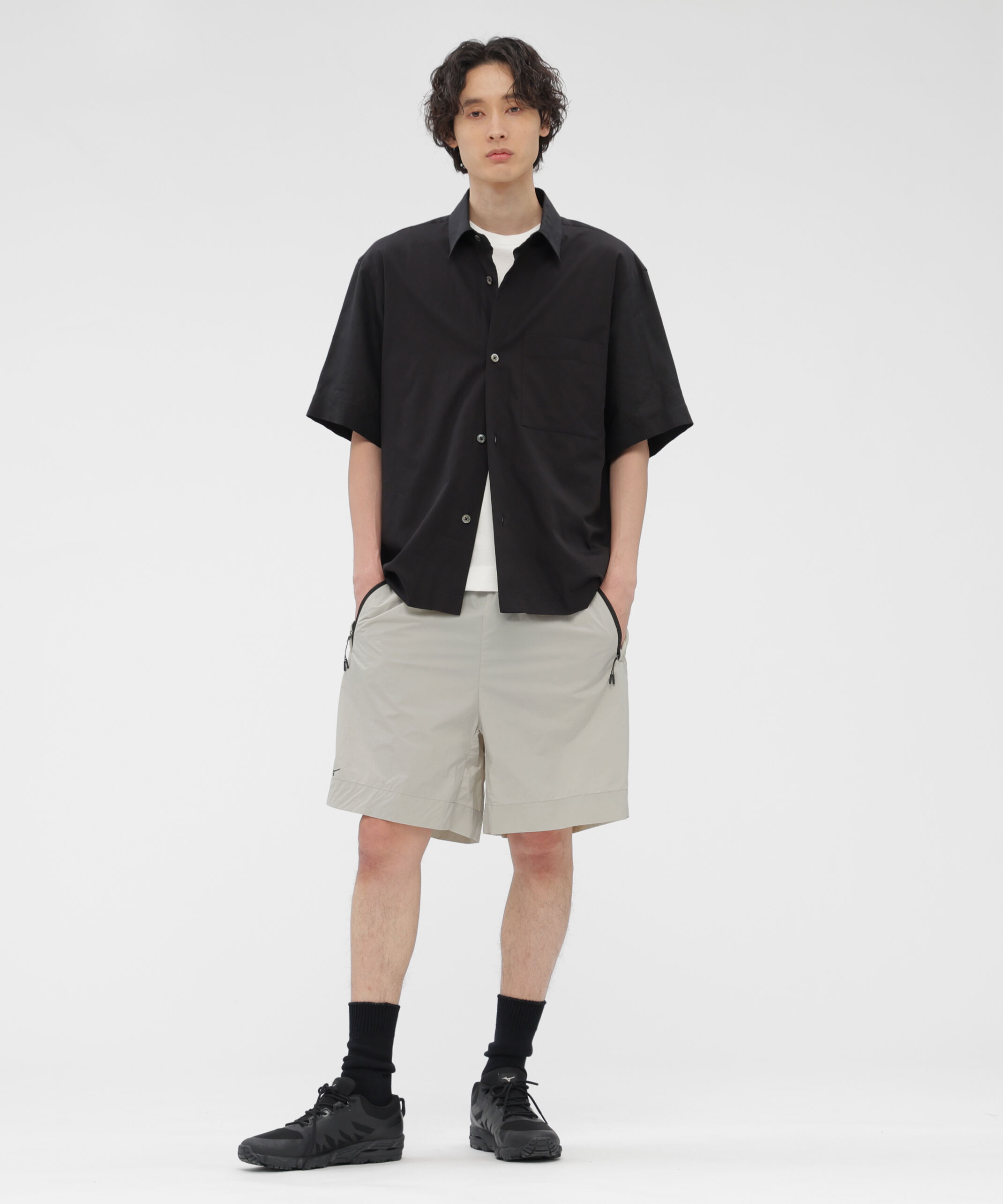 MARGARET HOWELL「WATER REPELLENT LIGHTWEIGHT NYLON POPLIN TROUSERS」|その他|