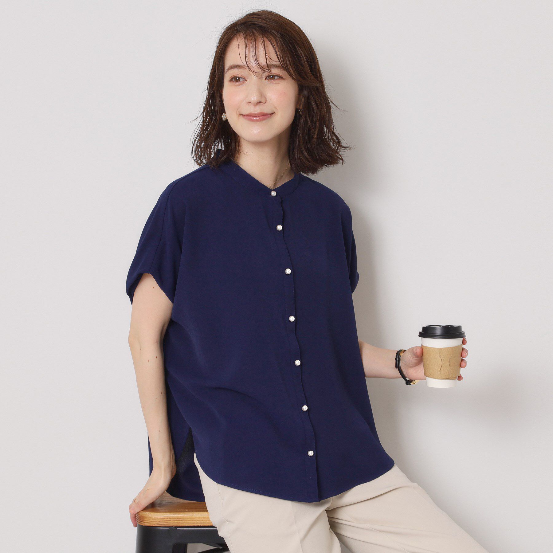 ITS&rsquo;DEMO「【接触冷感／手洗い可】ショルダータックブラウス」|シャツ・ブラウス|ネイビー(094)