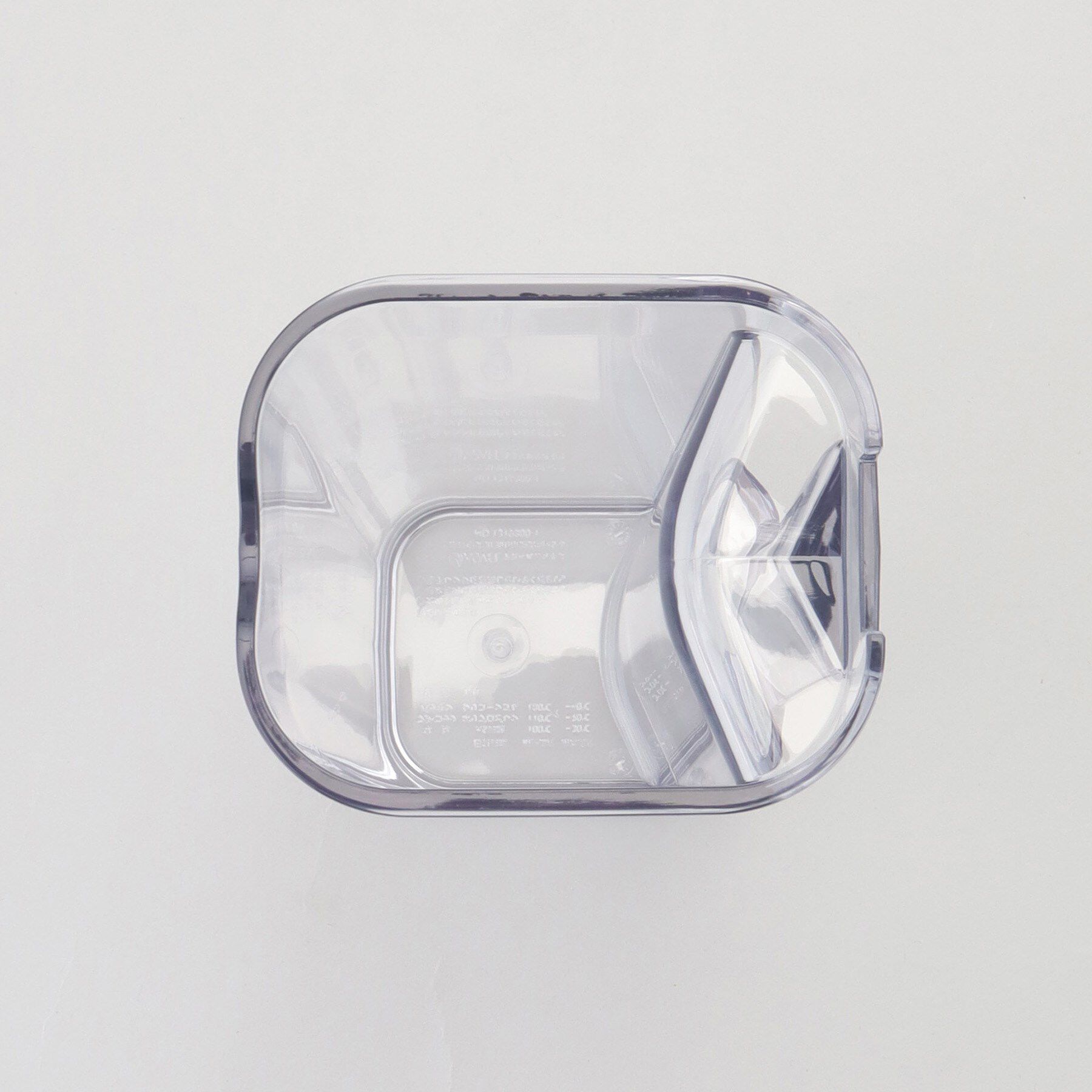 212 KITCHEN STORE「ドアポケットに収まる冷水筒 1.1L WH」|グラス・マグカップ|