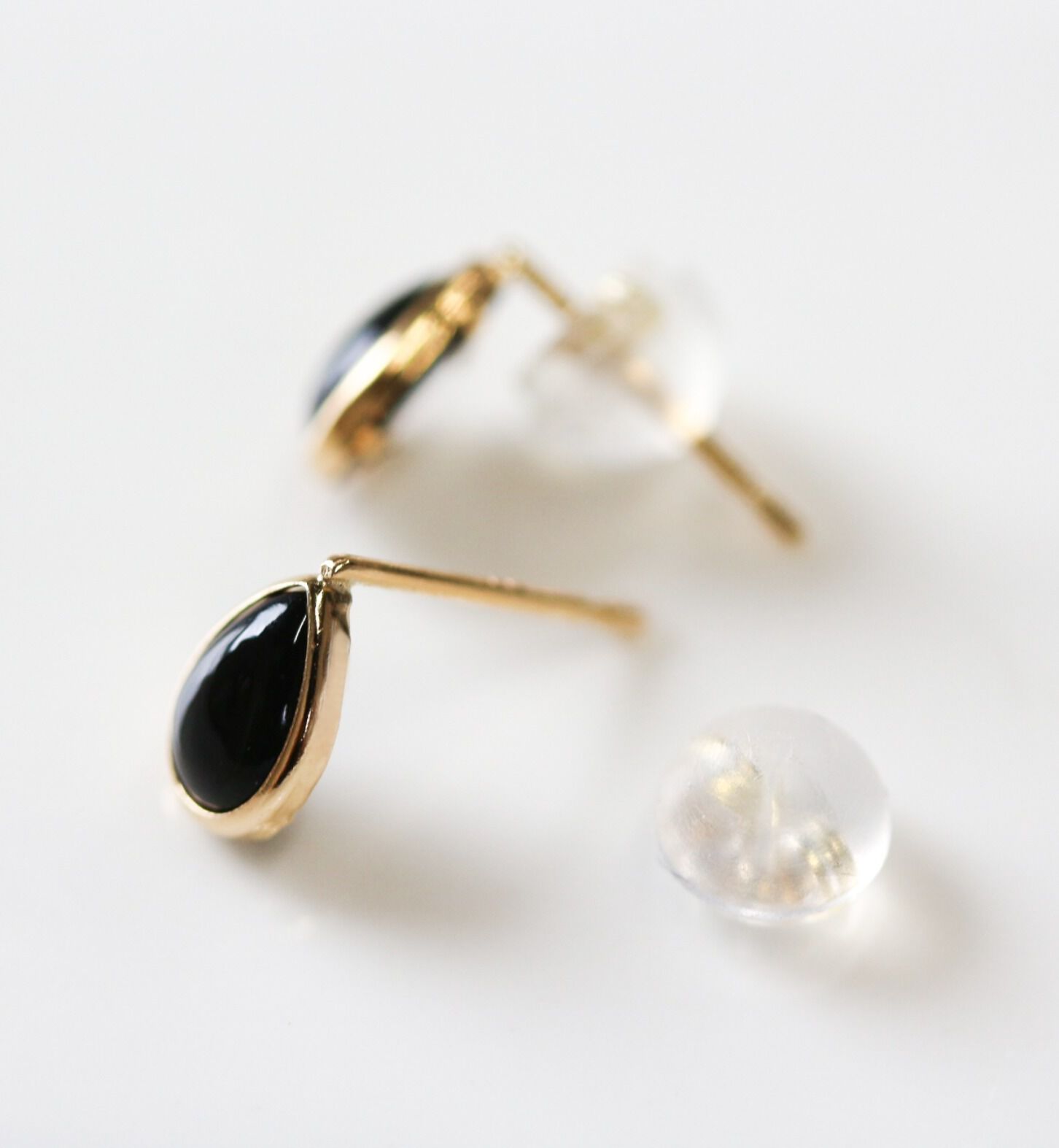  「オニキス ピアス | K18」|ピアス|