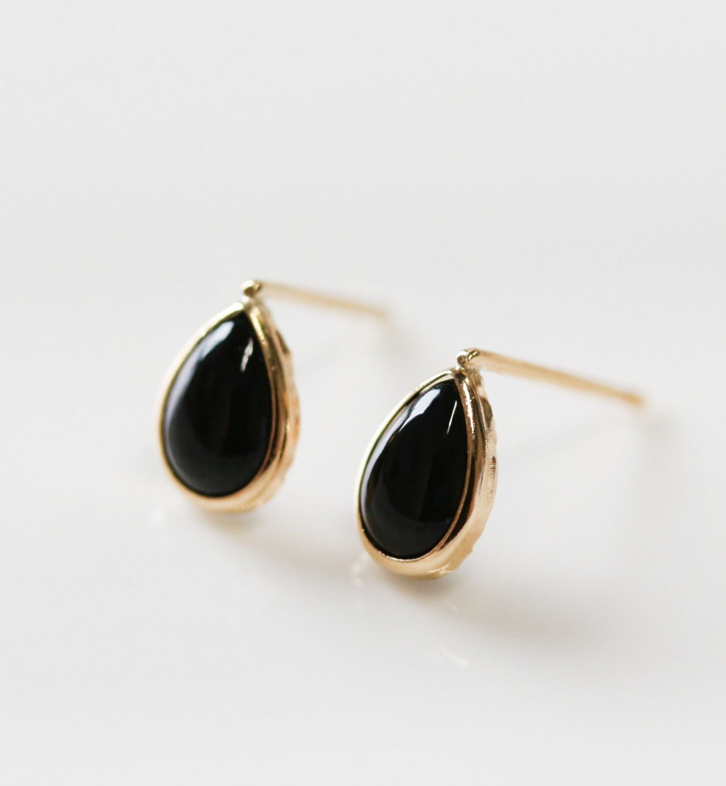  「オニキス ピアス | K18」|ピアス|