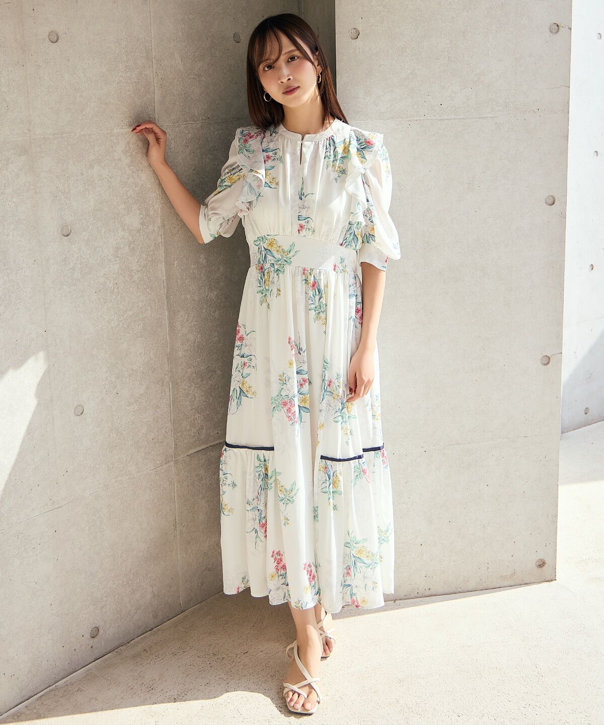 アンドクチュール「シャドーフラワーブーケワンピース」|ワンピース|