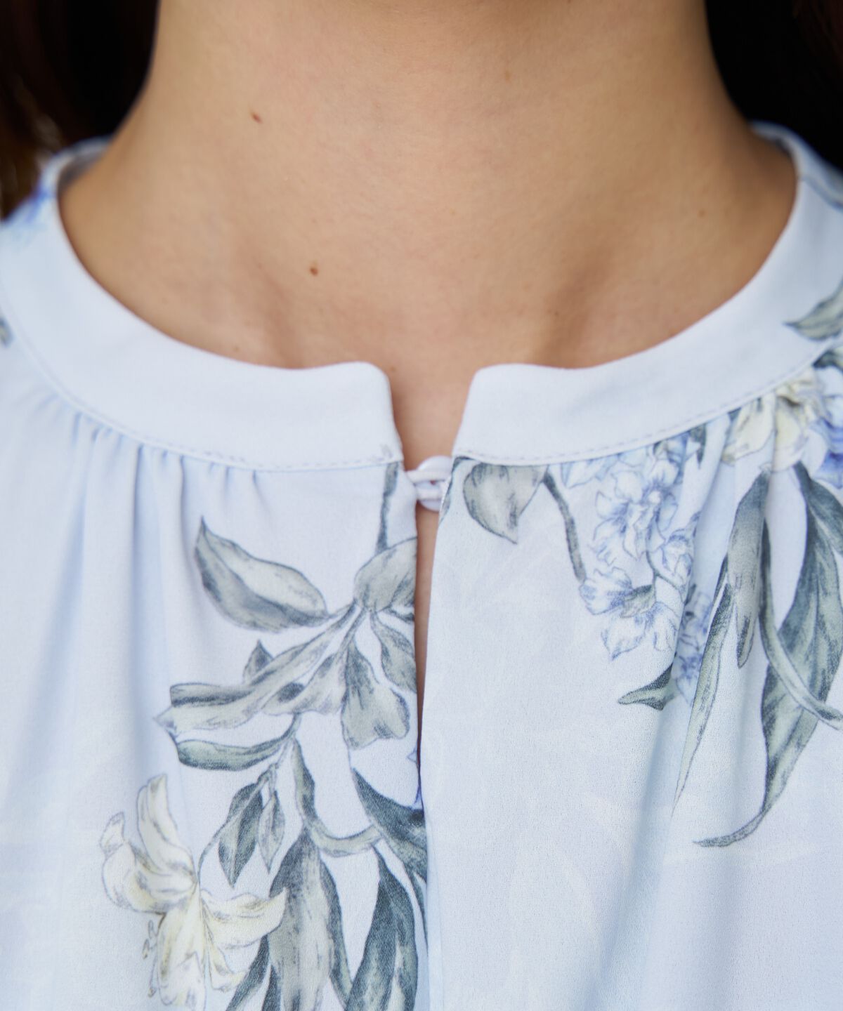 アンドクチュール「シャドーフラワーブーケワンピース」|ワンピース|