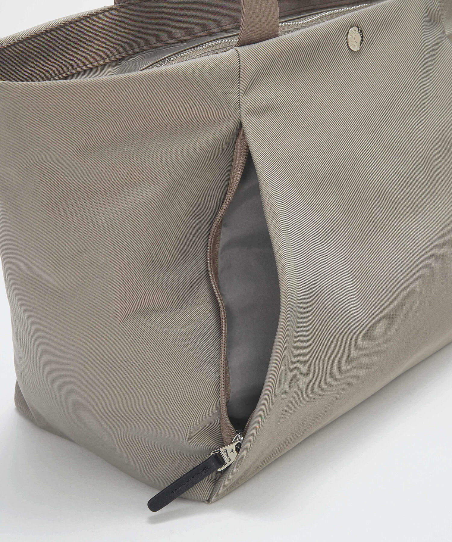 TOPKAPI BREATH「【Breath TOPKAPI】SLANT スラント ナイロン ユーティリティ トートバッグ 　A4 / 軽量」|トートバッグ|