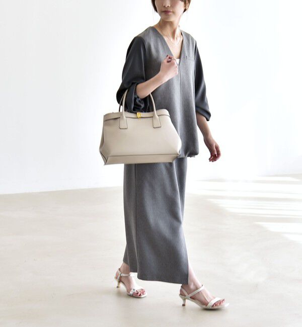 quaranciel「quaranciel:〈洗濯機可能〉Vネック ブラウス & Iライン スカート セットアップ」|ワンピース|