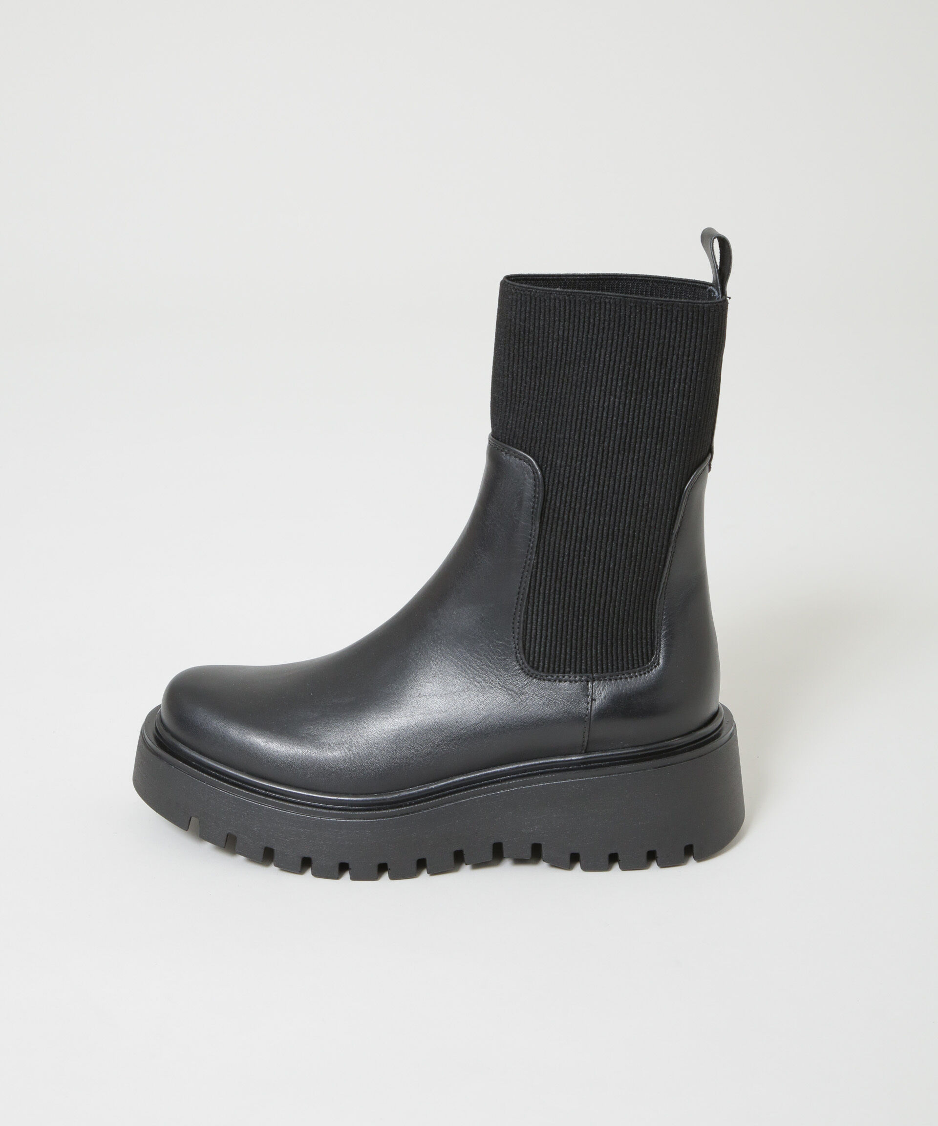 nano･universe「CORSO ROMA9/サイドゴアリブニットブーツ」|ショートブーツ|