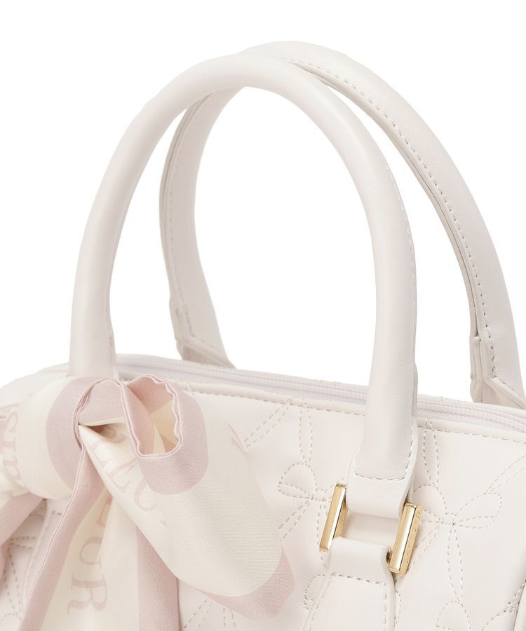 Maison de FLEUR「スカーフ付きリボンキルティング2Wayボストン」|ハンドバッグ|