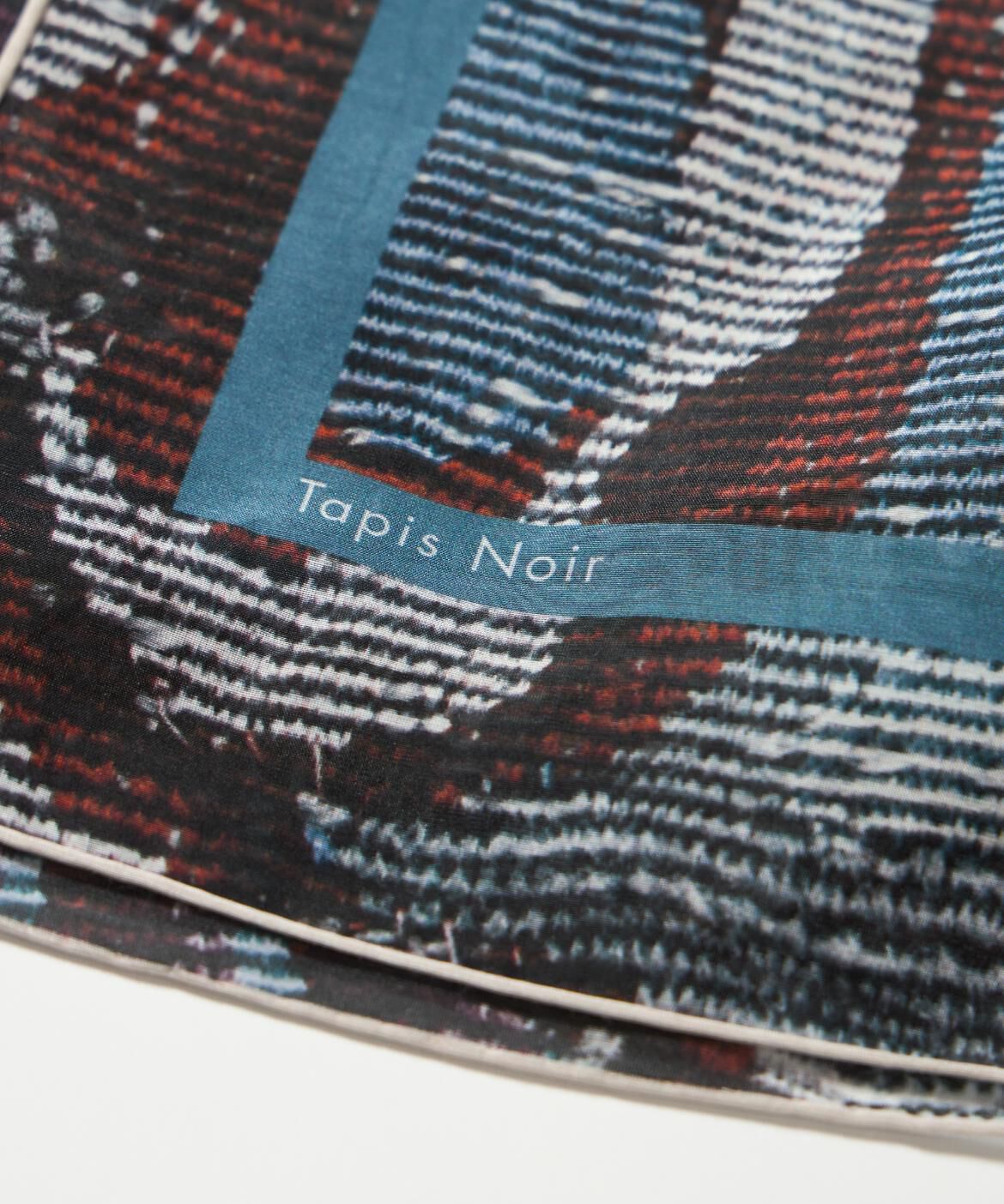 INED「《FAVORITE》Light Blue Tapestry スカーフ《Tapis Noir》」|ストール|
