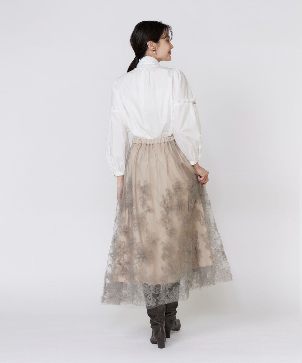 Maglie le cassetto「《大きいサイズ》袖ビジューボウタイブラウス」|シャツ・ブラウス|