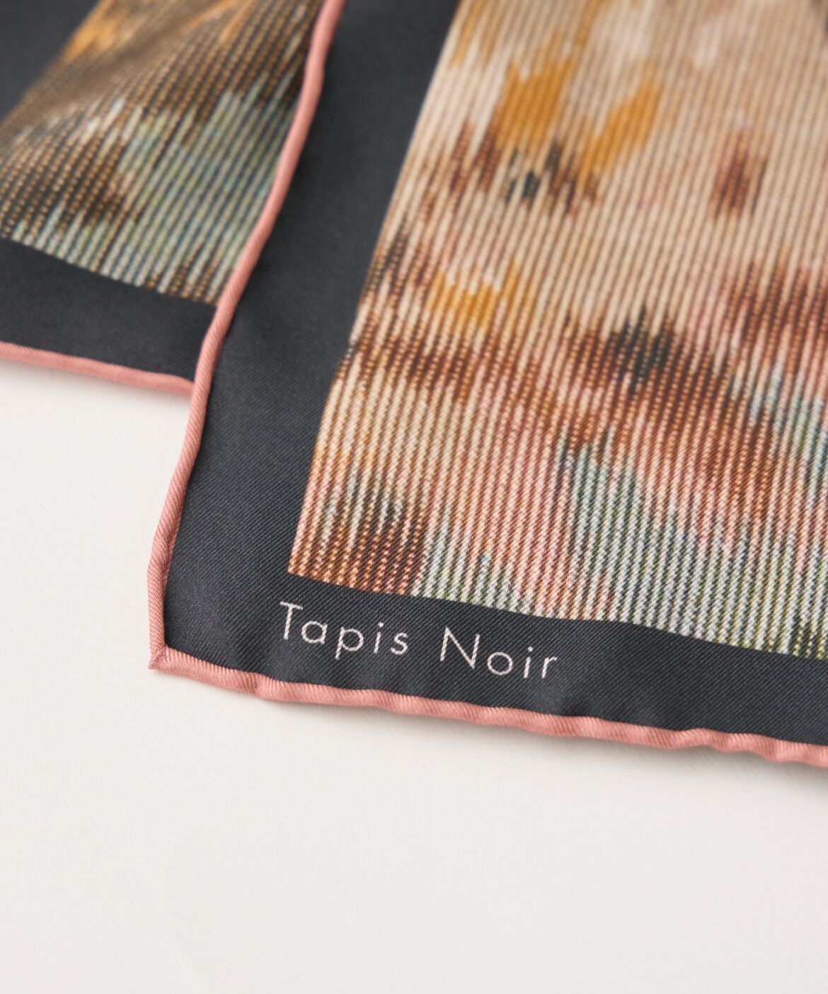 FAVORITE SUKINAMONO「Classical Dani Scarf スカーフ《Tapis Noir》」|ストール|