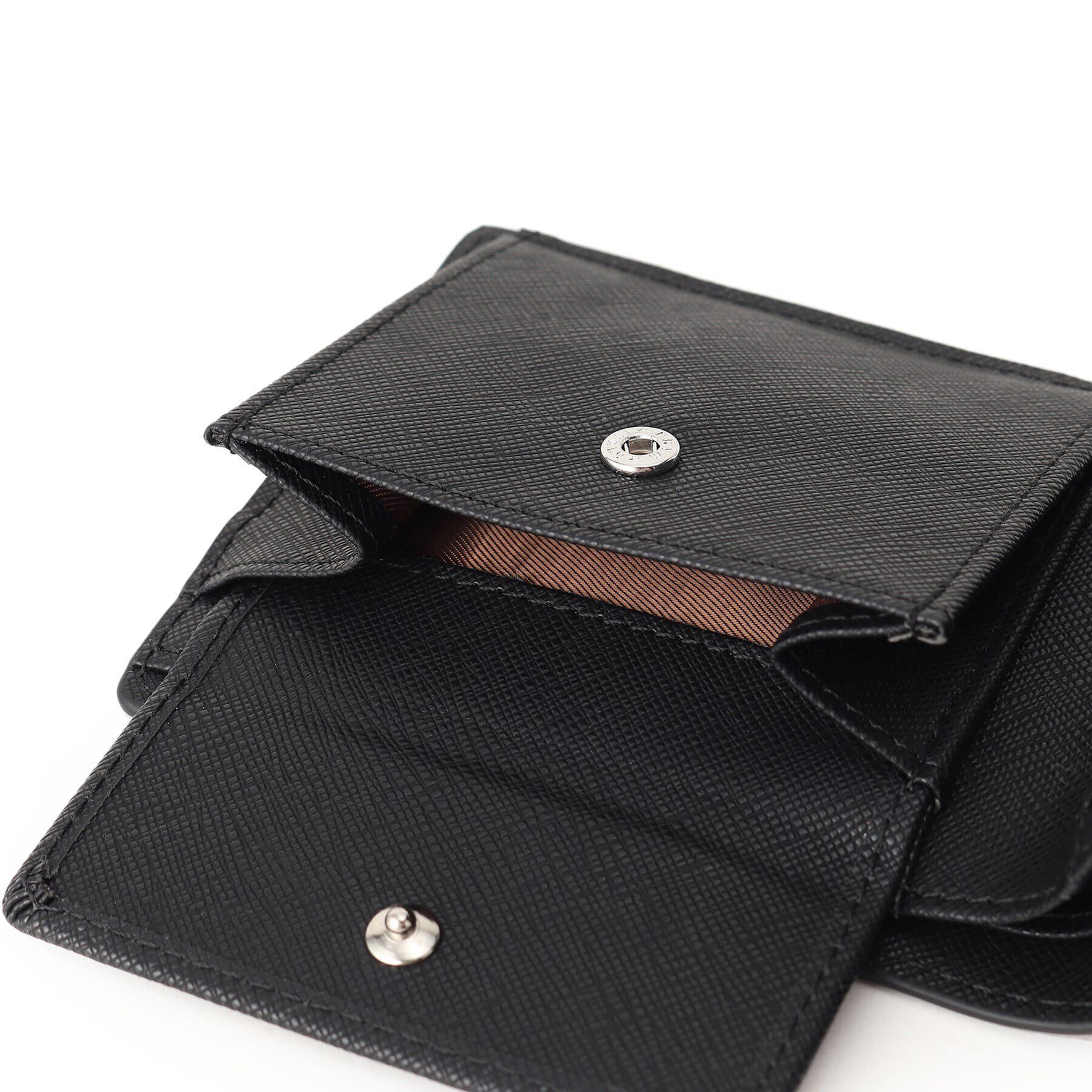 tk.TAKEO KIKUCHI「サフィアーノPVC二つ折り財布」|財布|