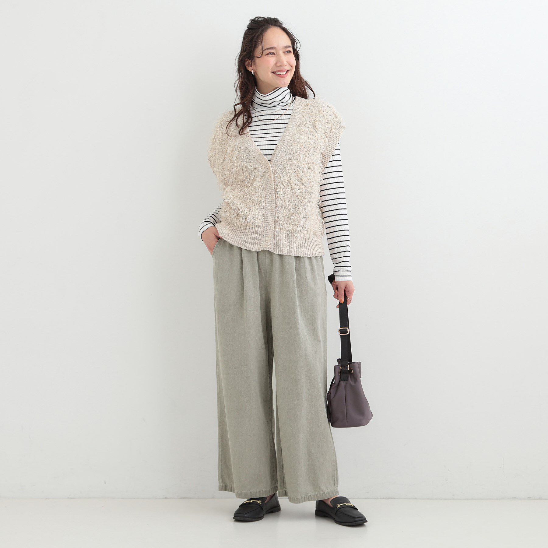 SHOO･LA･RUE「【ライトオンスデニム/着丈選べる】らくらくデニムイージーワイドパンツ」|デニム|