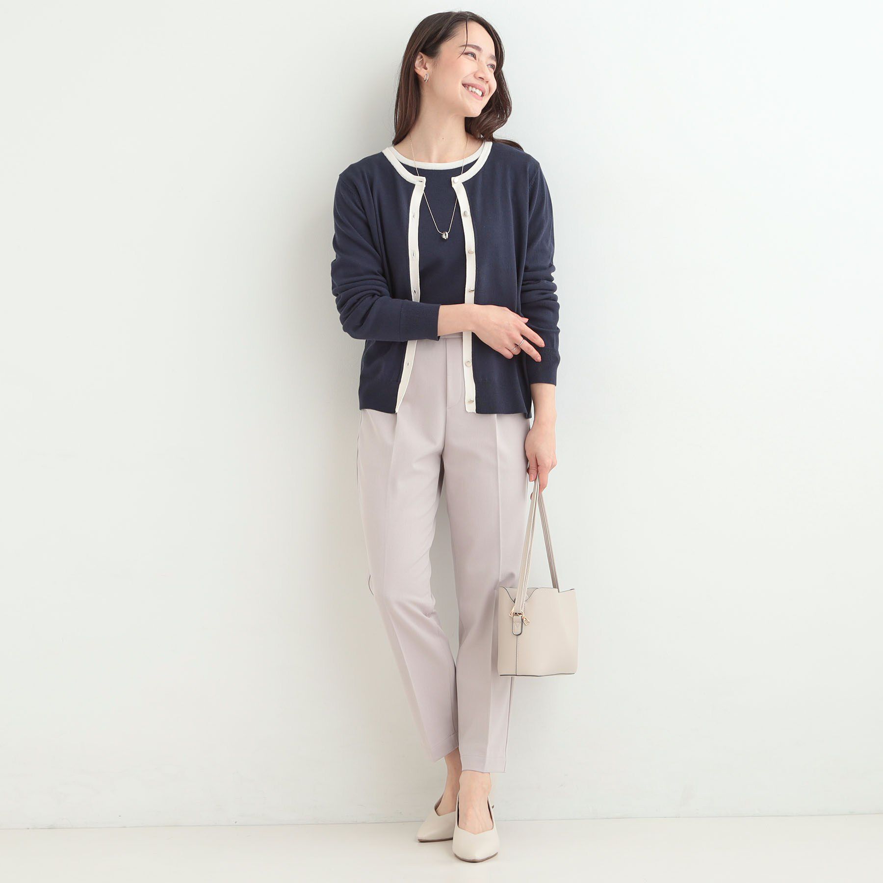 SHOO･LA･RUE「【洗濯機可/S-LL/アンサンブル可】パールボタンが上品　配色カーディガン」|カーディガン|