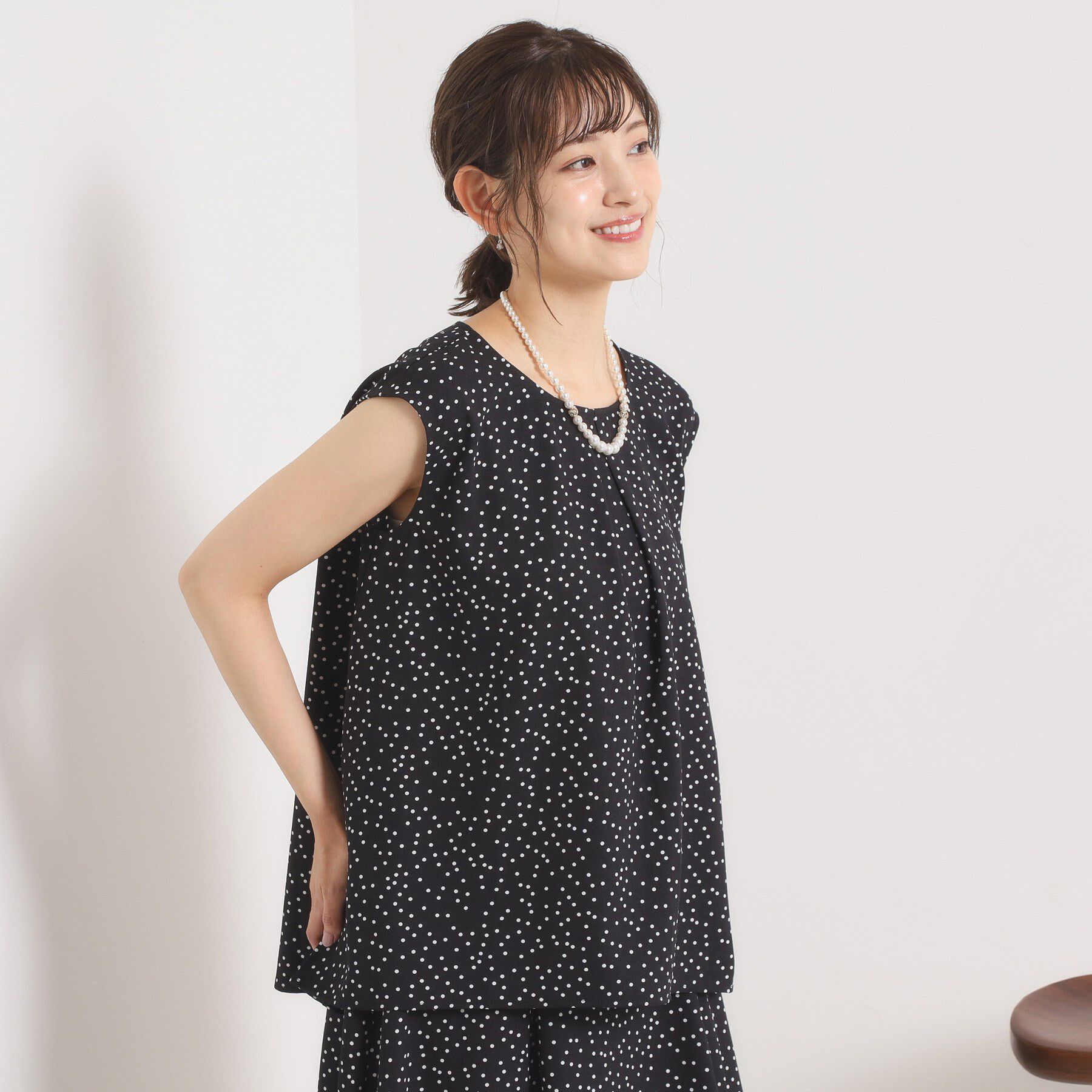 ITS&rsquo;DEMO「【UVカット／速乾／冷感／洗濯機OK／洗濯後しわになりにくい】麻調ストレッチタックブラウス＜ラク服シ」|シャツ・ブラウス|