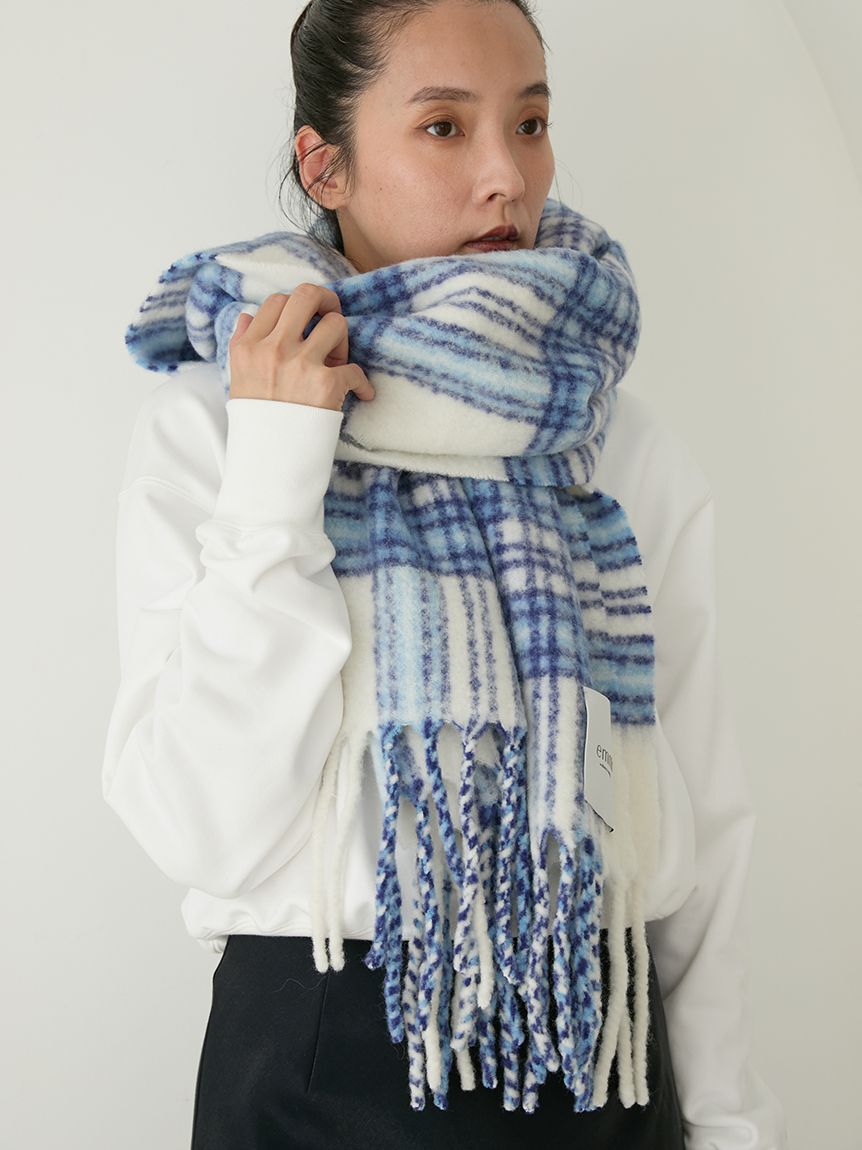 emmi atelier「オリジナルチェックマフラー」|マフラー|