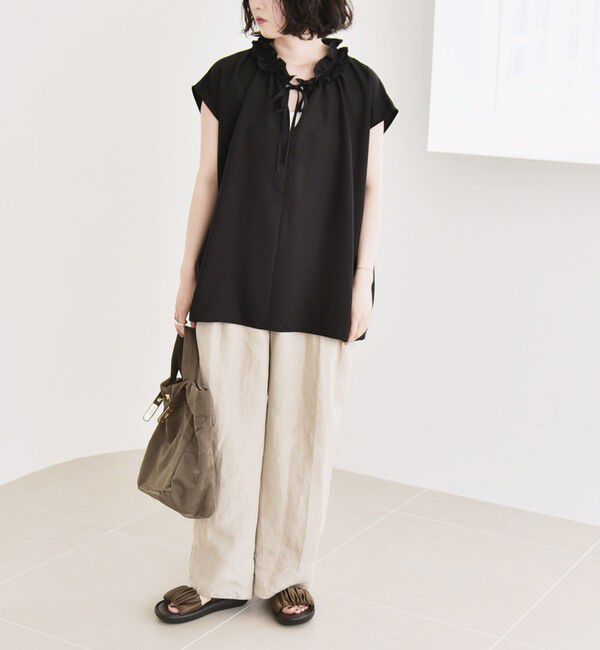 quaranciel「《追加予約》quaranciel:〈洗濯機可能〉フリルカラー リボン フレンチスリーブ ブラウス」|シャツ・ブラウス|