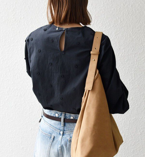 SHIPS any「SHIPS any:〈洗濯機可能〉フラワー モチーフ ハシゴレース クルーネック ブラウス」|シャツ・ブラウス|