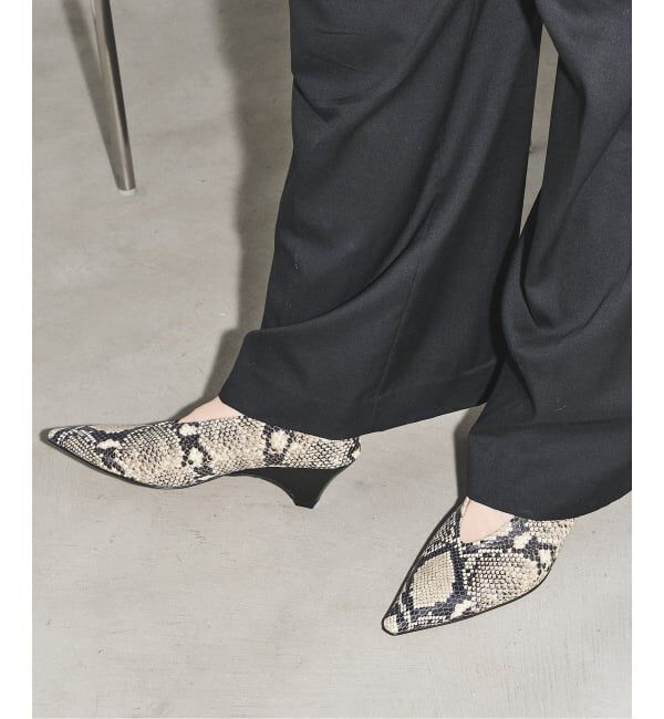 GRISE「《追加》GRISE5cmポインテッドレザーソフトウェッジパンプス」|パンプス|