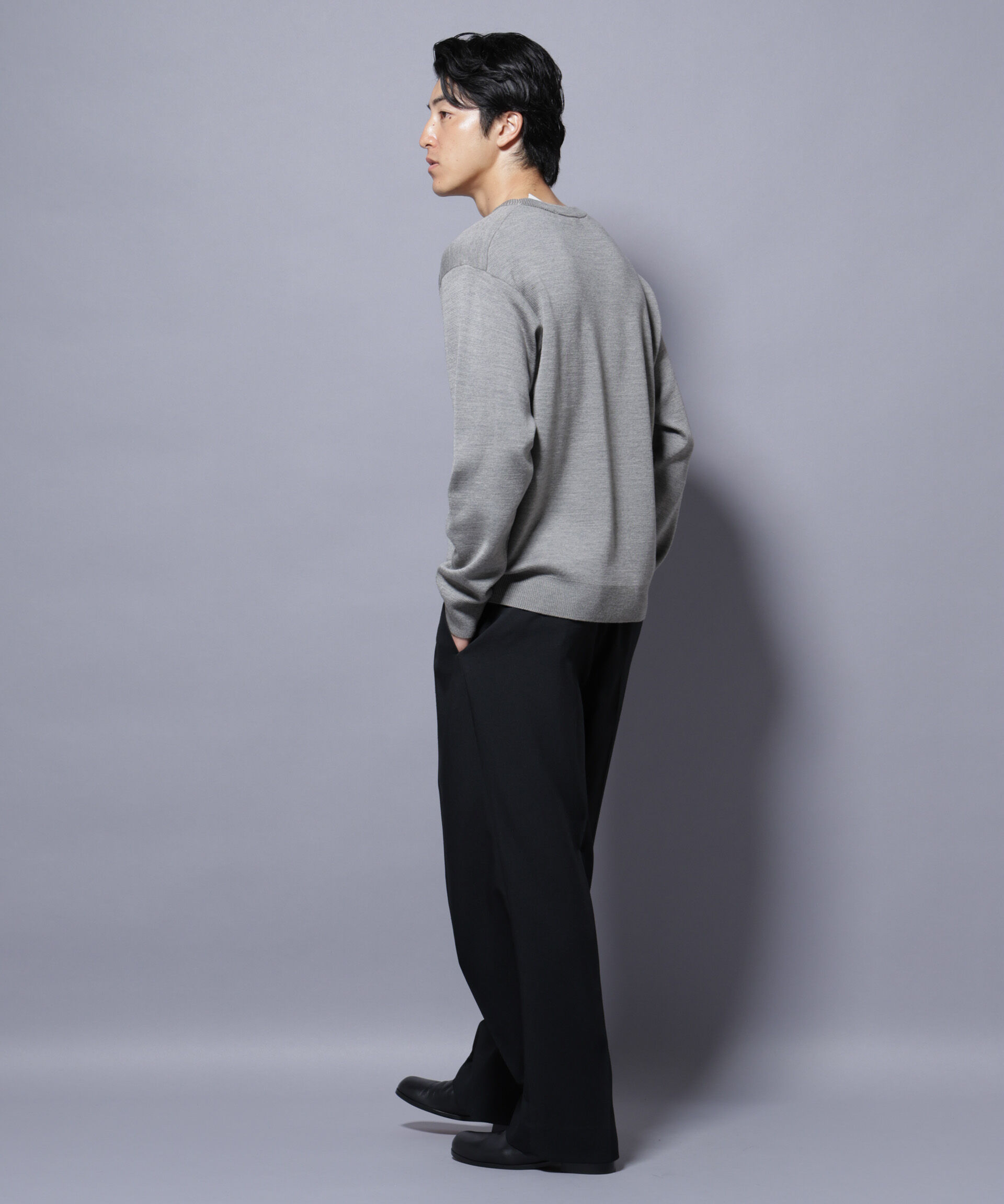 nano･universe「タスマニアウールミックス ミラノリブリラックスVネックニット」|ニット・セーター|