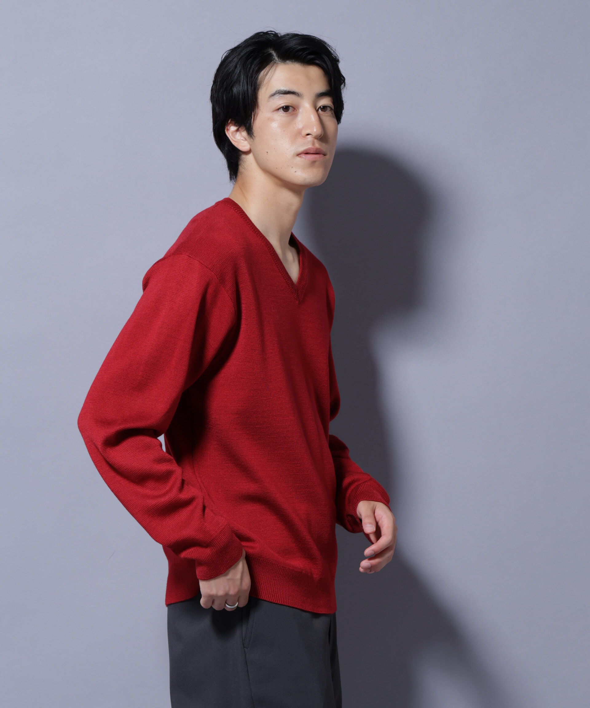 nano･universe「タスマニアウールミックス ミラノリブリラックスVネックニット」|ニット・セーター|