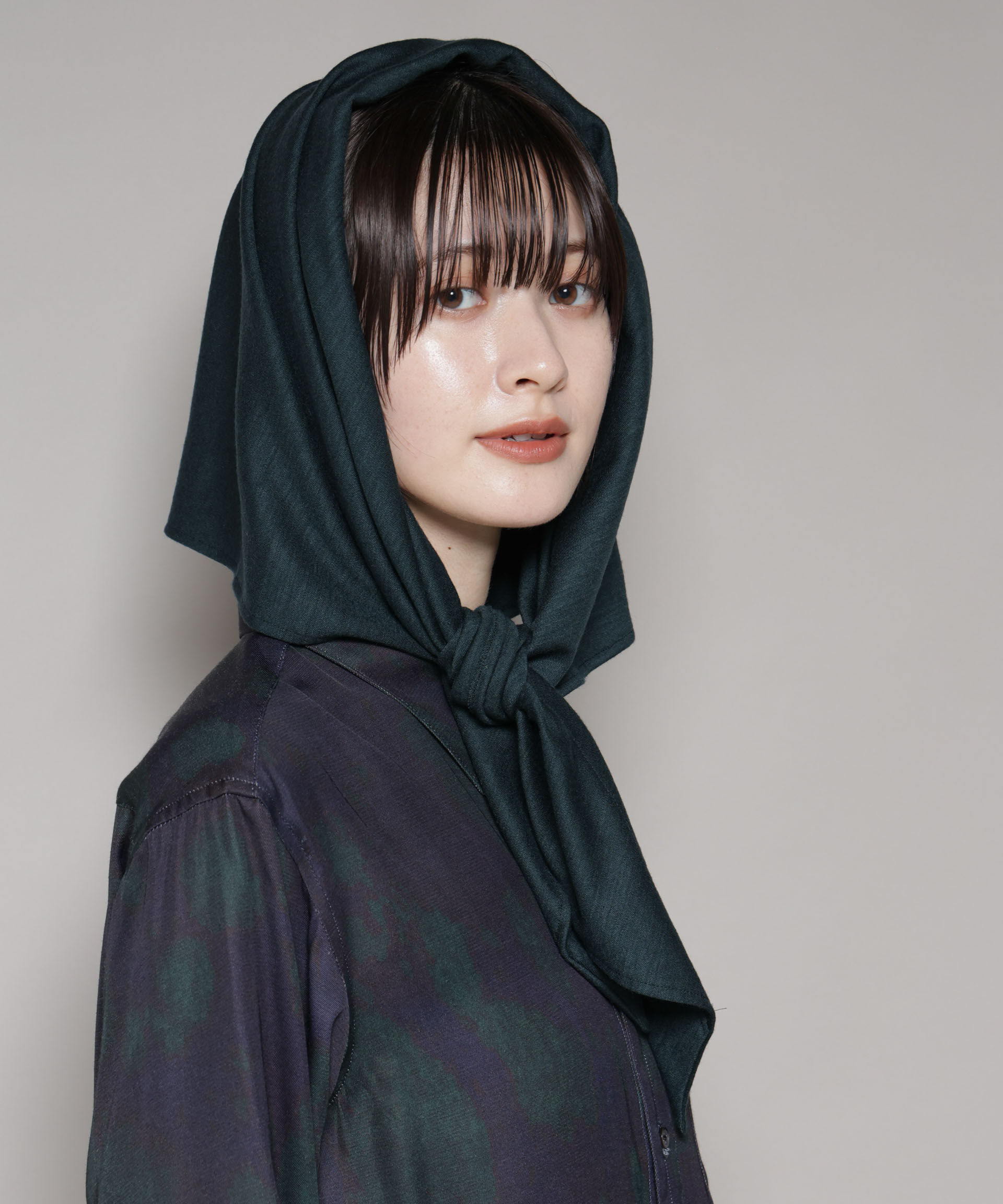 nano･universe「La Maison de Lyllis/KERCHIEF ウールジャージースカーフ」|マフラー|D.グリーン1