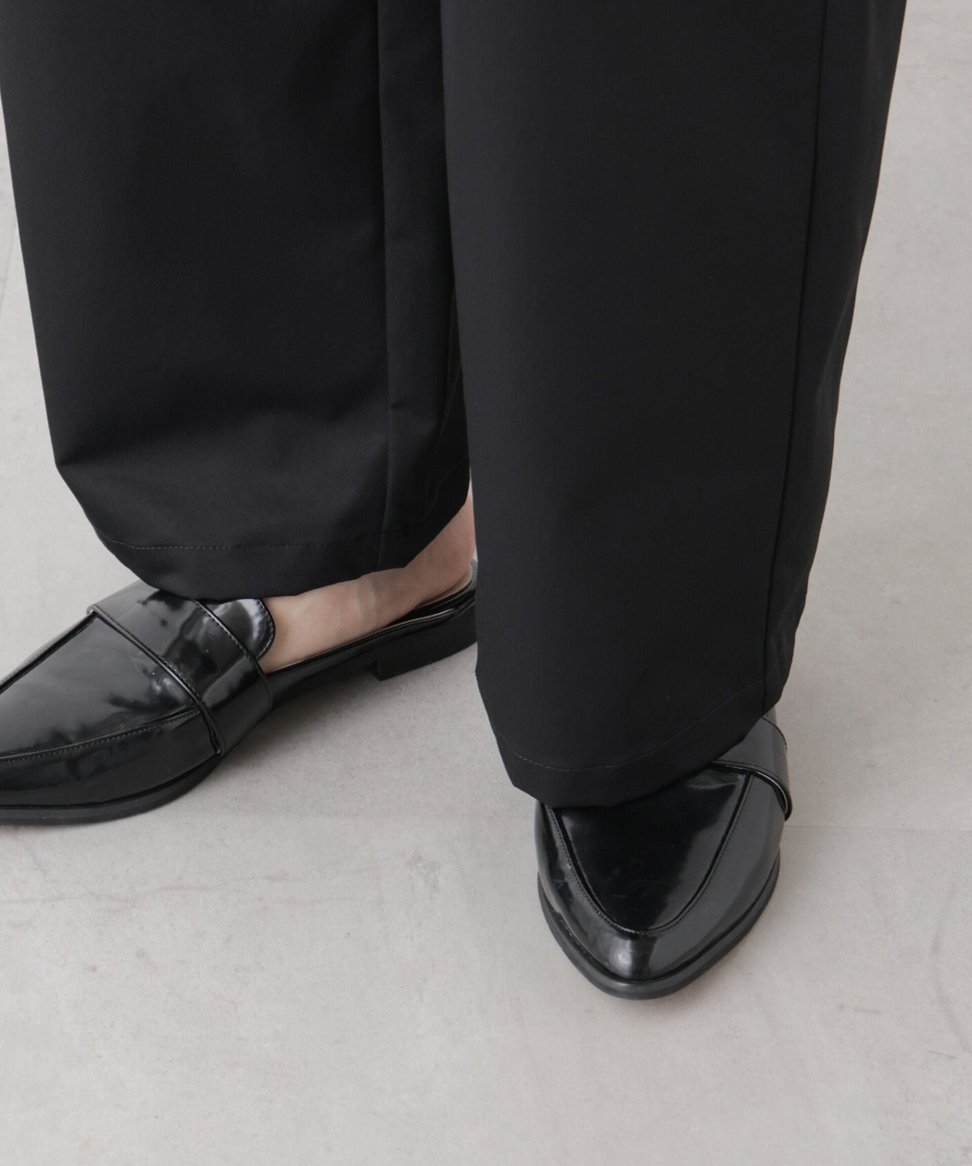 nano･universe「ツイルストレッチワンタックパンツ」|チノ|